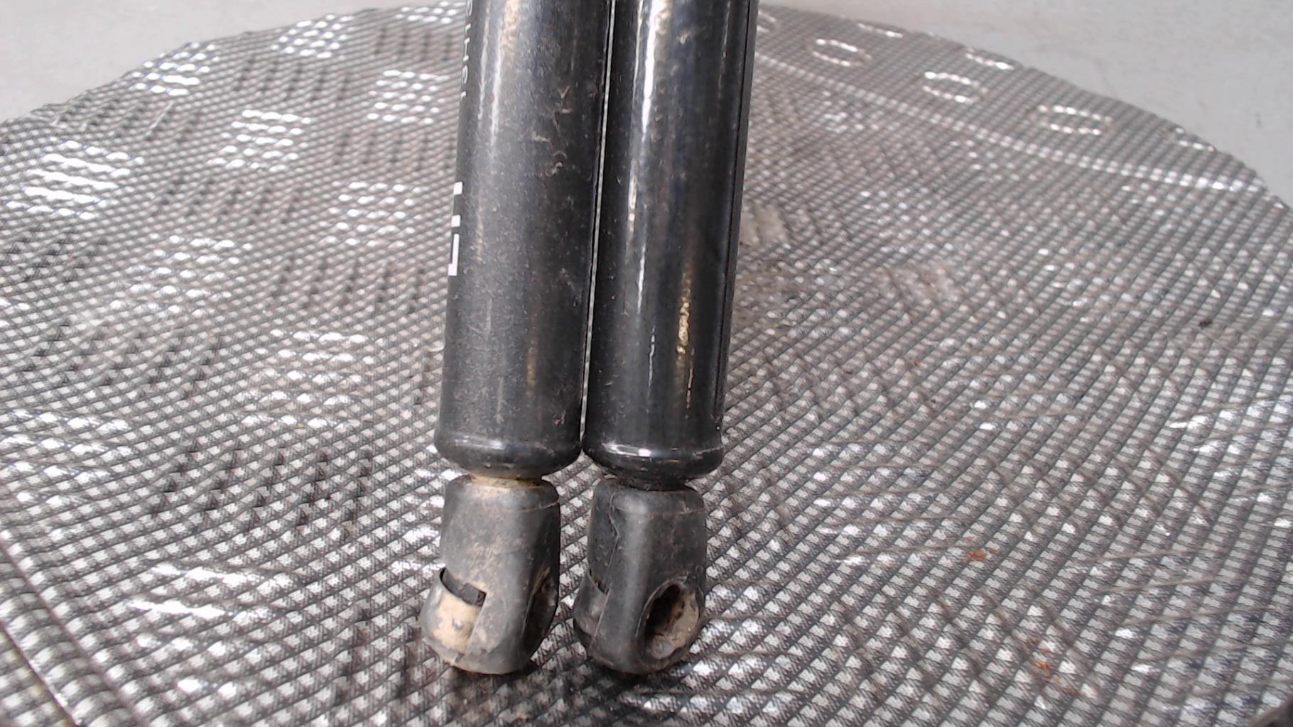 Verin de coffre HYUNDAI I 40 PHASE 1 BREAK Diesel - 1