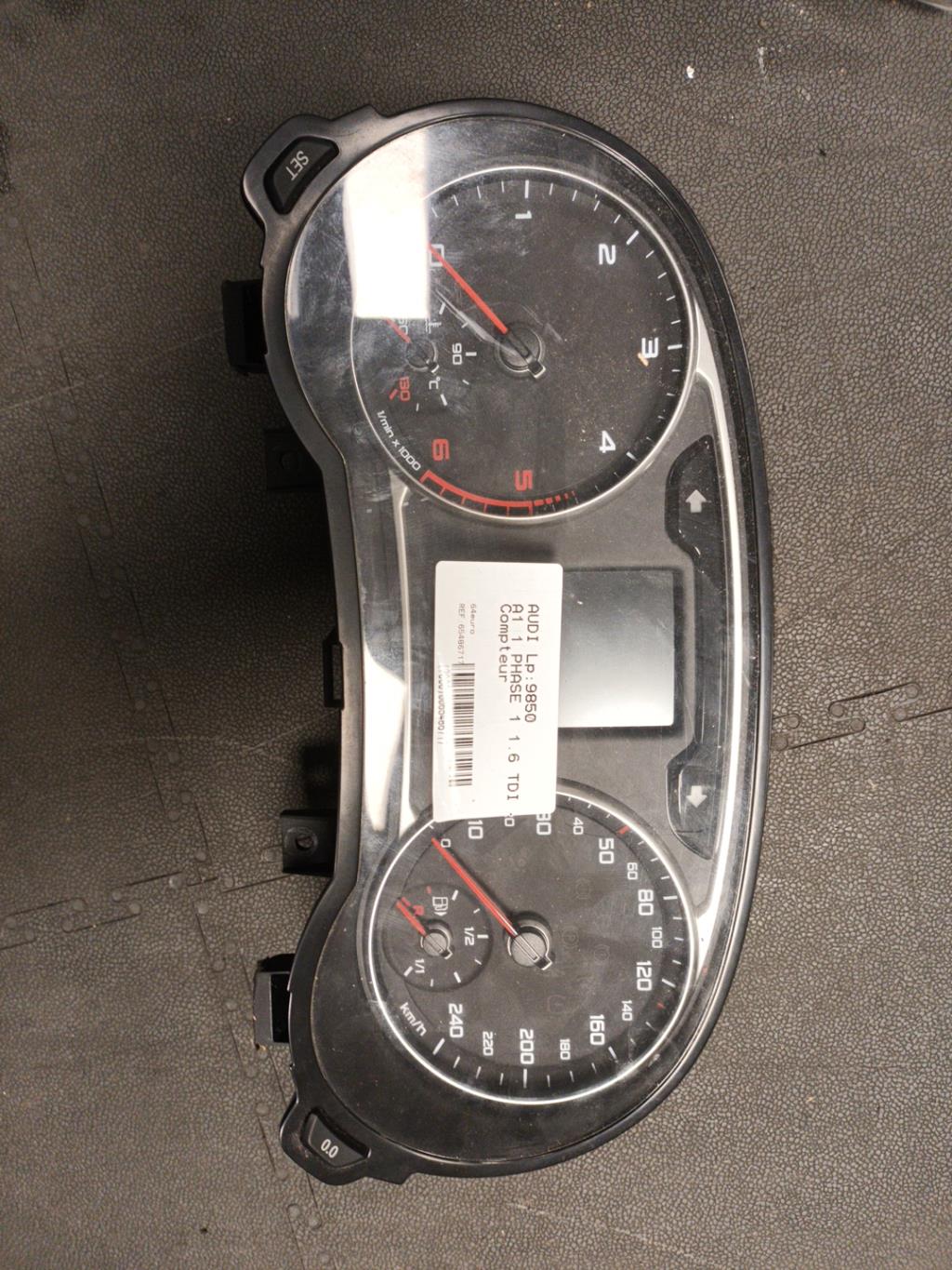 Compteur AUDI A1 1 PHASE 1 Diesel - 1