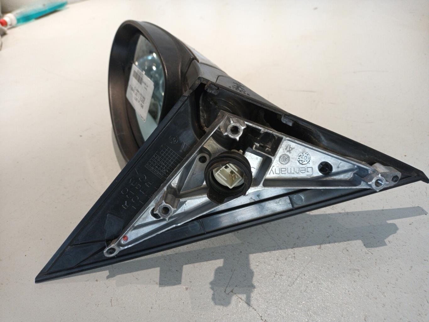 Retroviseur droit BMW SERIE 1 E87 PHASE 2 Essence - 1