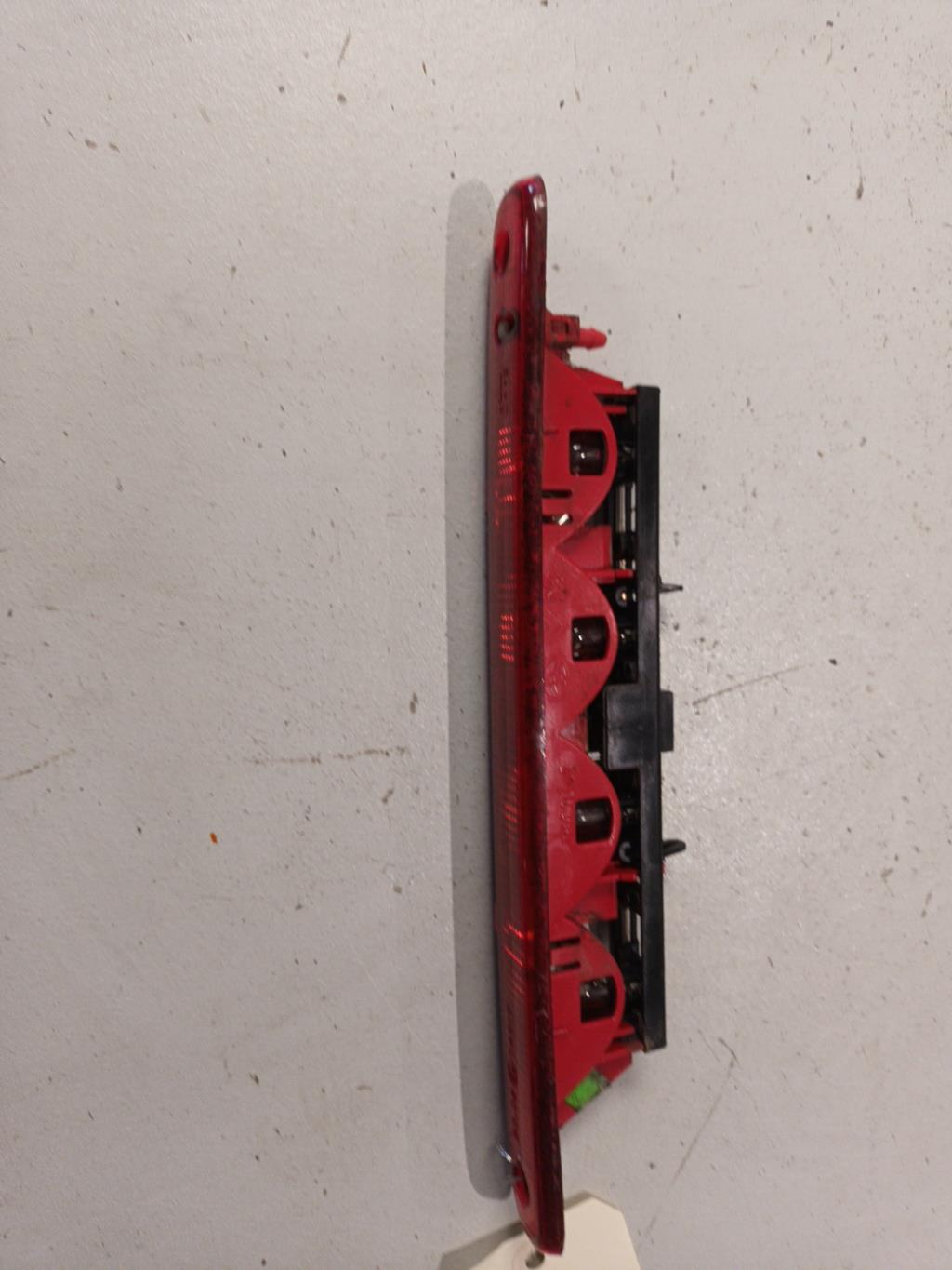 Feu arriere stop central CITROEN C1 1 PHASE 1 Essence - 1