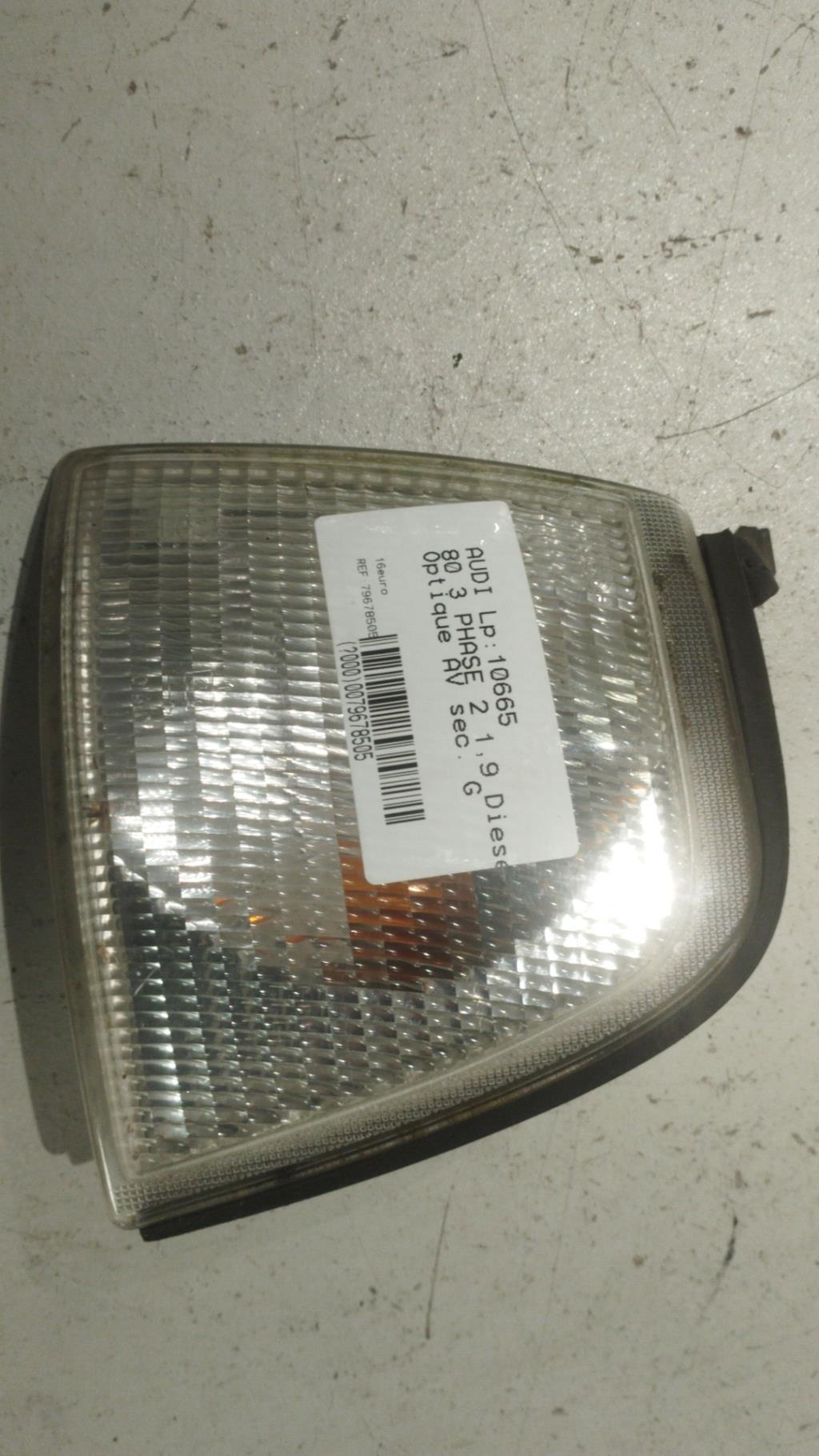 Optique avant secondaire gauche (feux)(clignotant) AUDI 80 3 PHASE 2 Diesel - 1