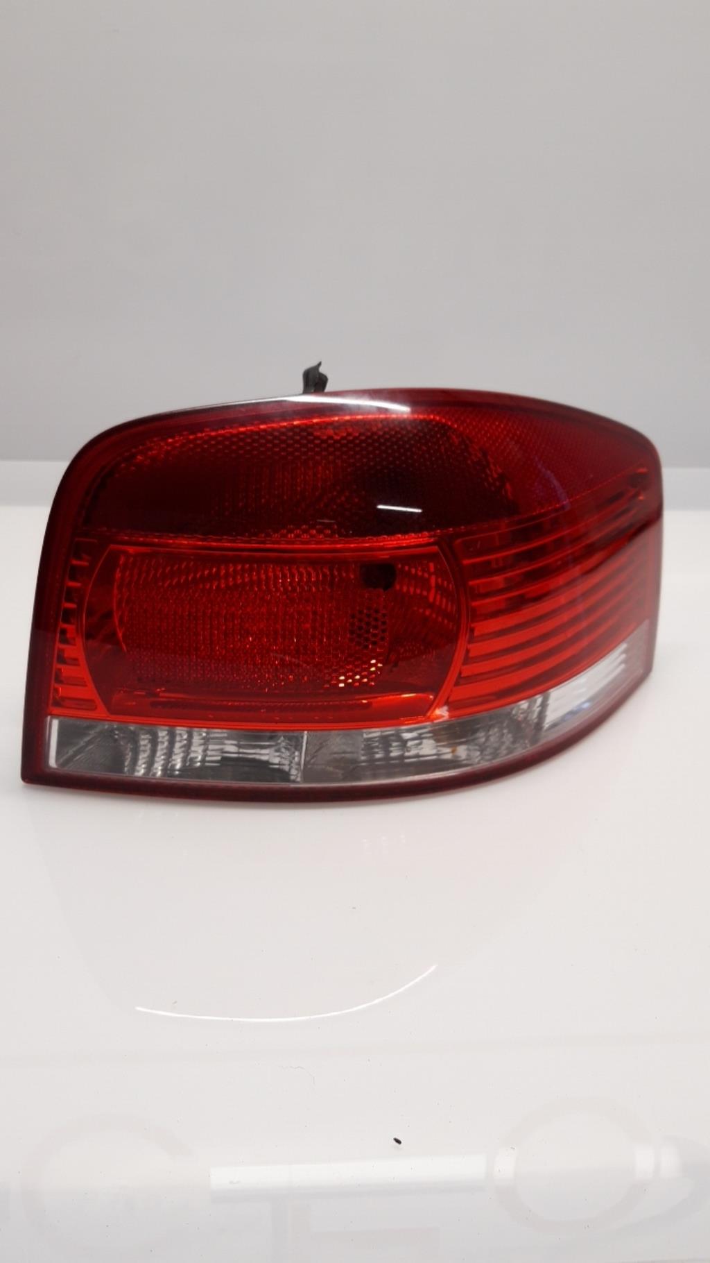 Fanale posteriore principale destro (luci) AUDI A3 2 PHASE 1 Gasolina - 1