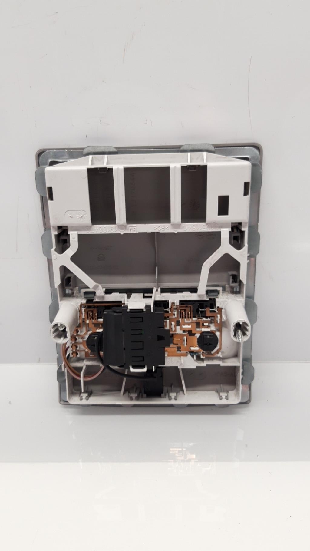 Eclairage de plafonnier OPEL CORSA D PHASE 2 Diesel - 1