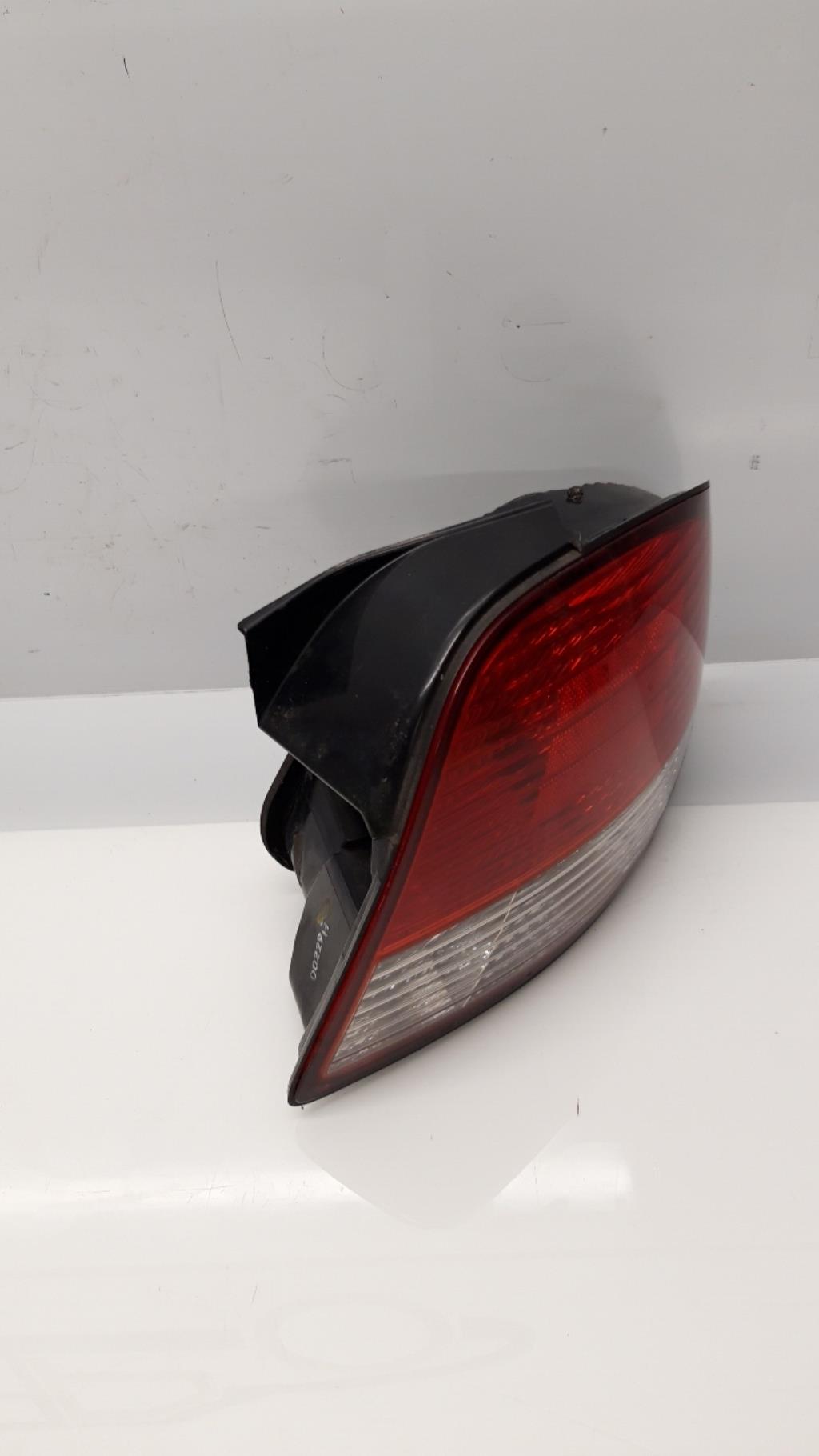 Fanale posteriore principale destro (luci) HYUNDAI COUPE 1 Gasolina - 1