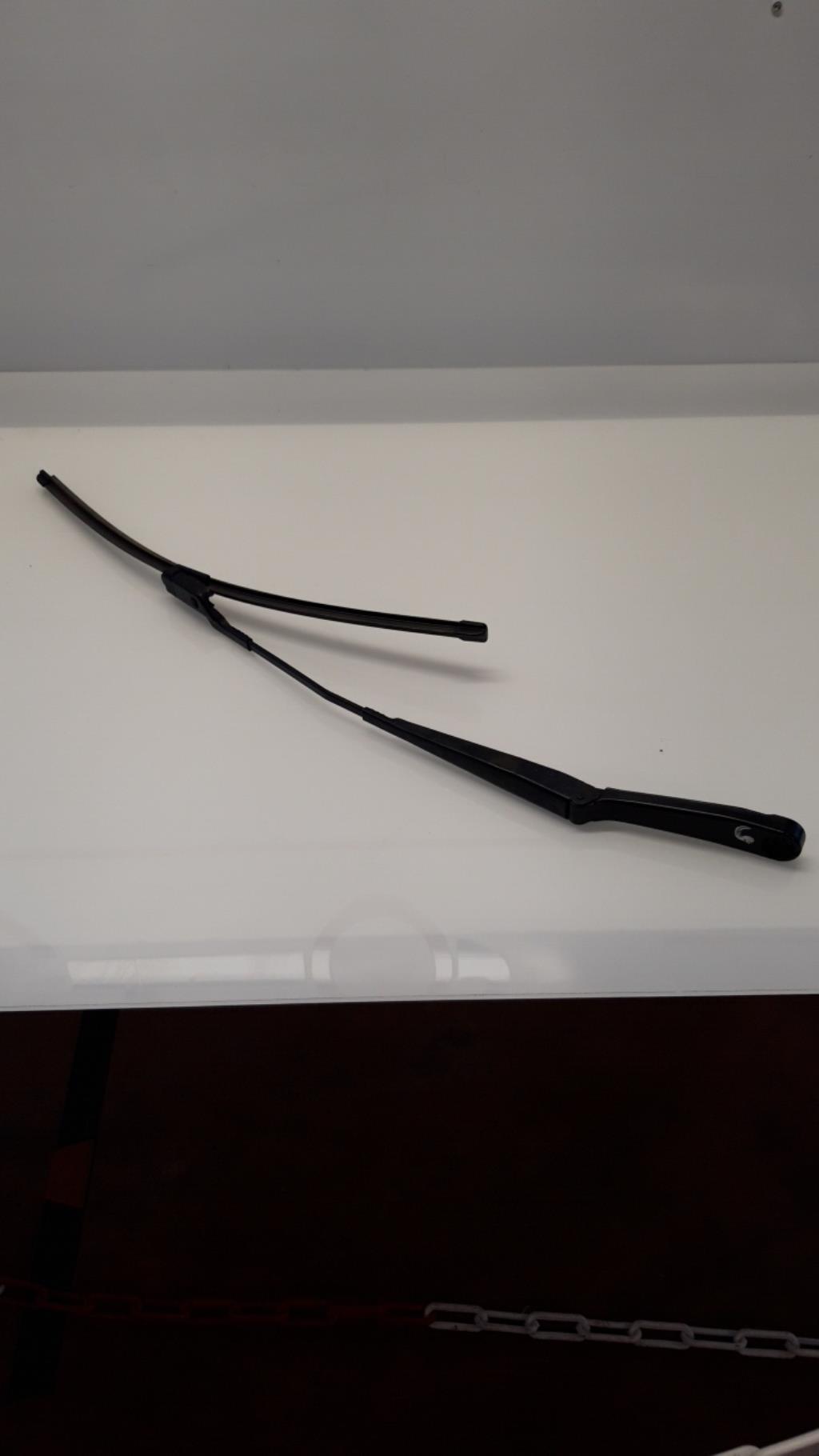 Braccio tergicristallo anteriore sinistro SEAT IBIZA 3 PHASE 1 Diésel - 1