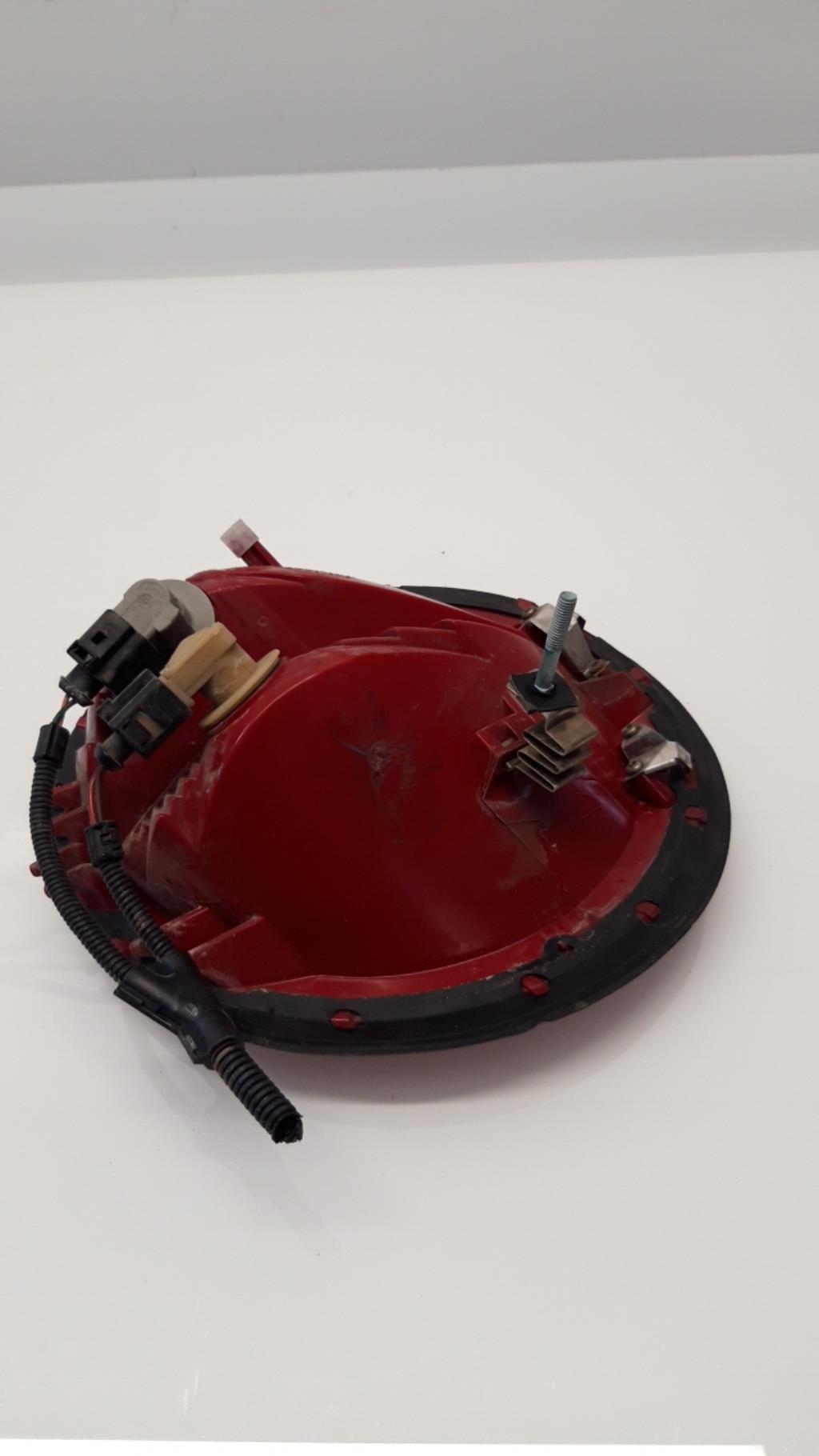 Fanale posteriore principale destro (luci) VOLKSWAGEN NEW BEETLE 1 PHASE 1 Gasolina - 1