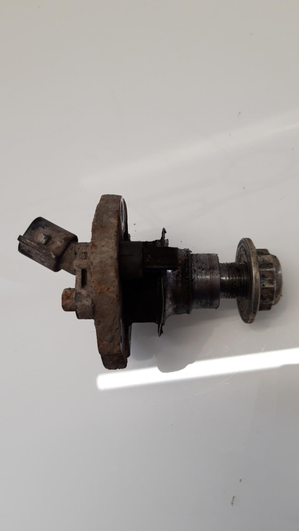 Mozzo posteriore destro VOLKSWAGEN NEW BEETLE 1 PHASE 1 Gasolina - 1
