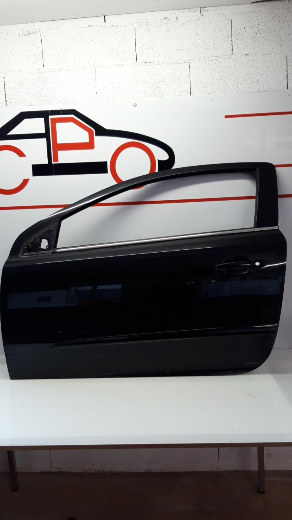 Porte avant gauche OPEL ASTRA H GTC PHASE 2 Diesel - 1