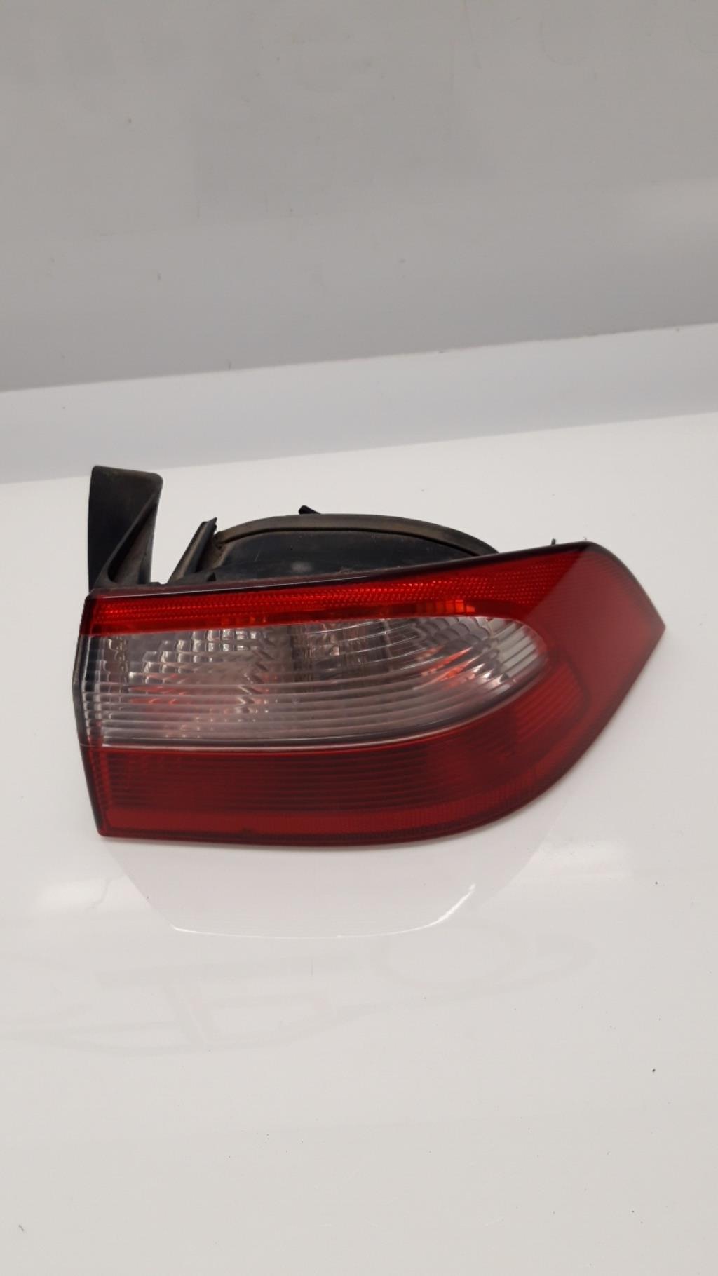 Fanale posteriore principale destro (luci) RENAULT LAGUNA 2 PHASE 1 Diésel - 1