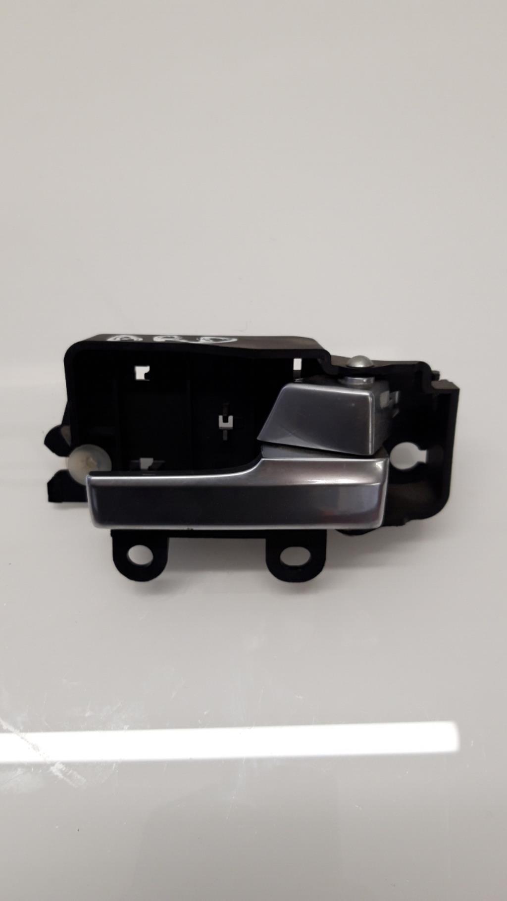 Maniglia interna posteriore destra FORD KUGA 1 Diésel - 1