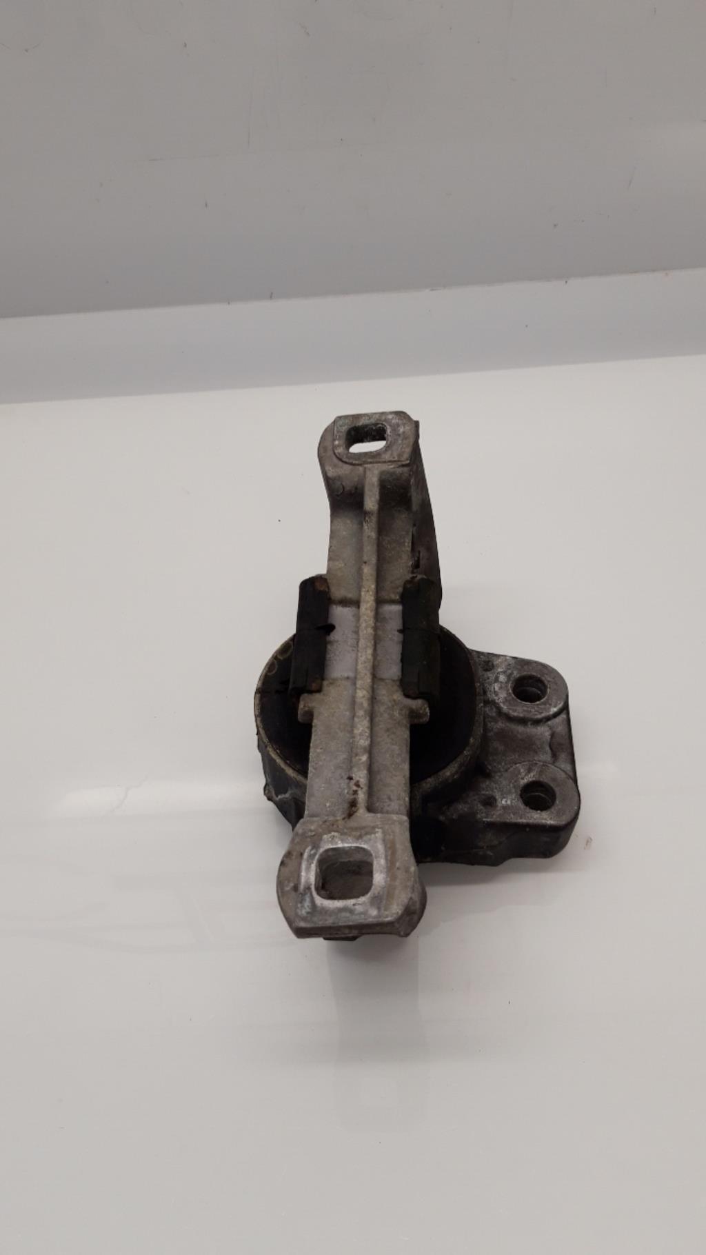 Supporto motore destro FORD KUGA 1 Diésel - 1