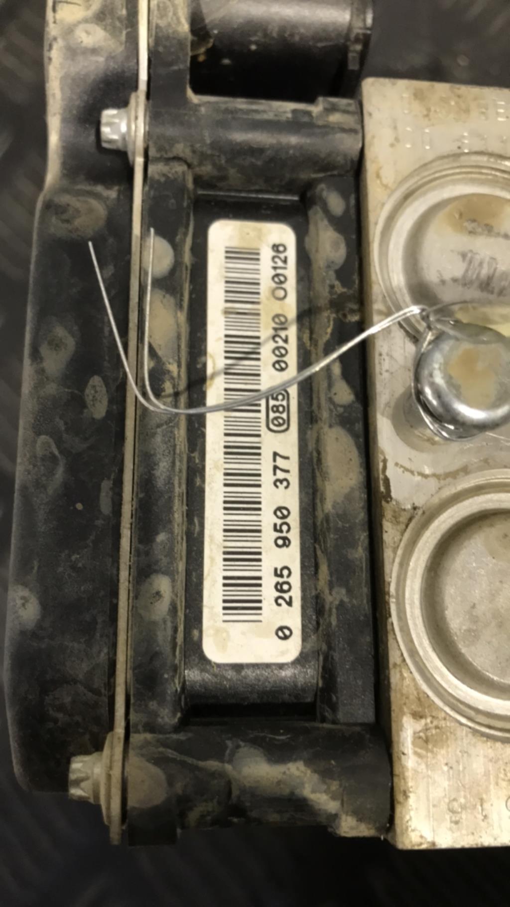 Bloc ABS (freins anti-blocage) RENAULT CLIO 3 PHASE 2 Diesel - 1