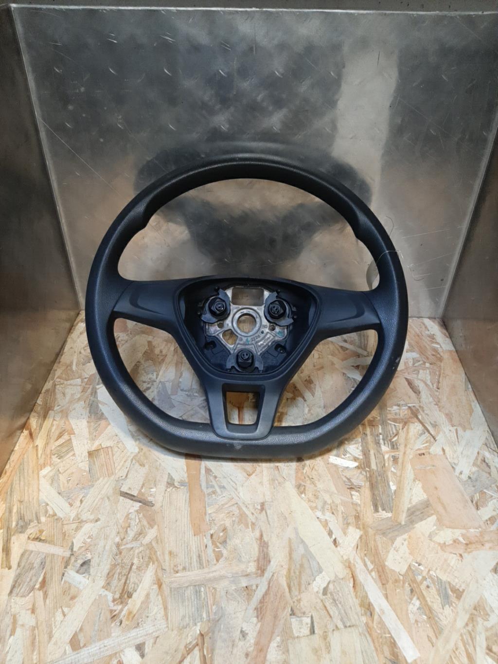 Volant VOLKSWAGEN POLO 5 PHASE 2 Essence - 1