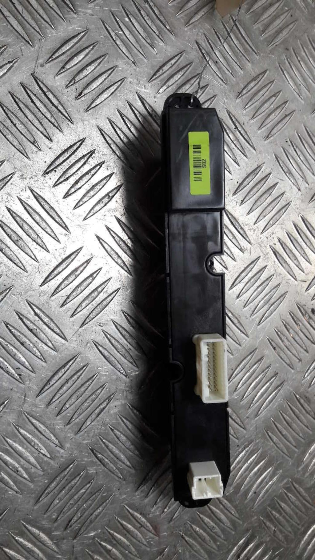Bouton/Interrupteur KIA PRO-CEED 1 PHASE 1 Diesel - 1