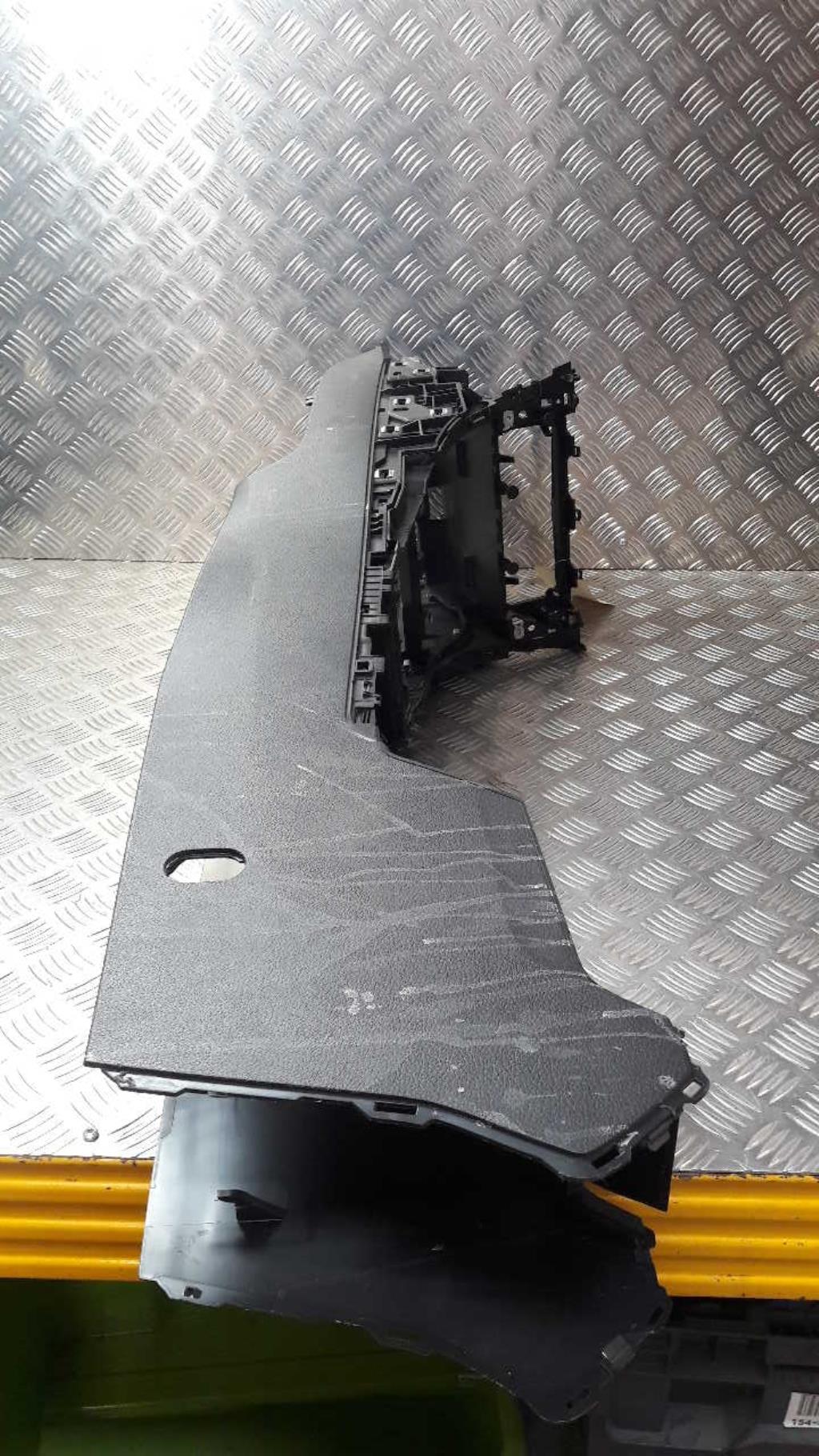 Console central (interieur plastique) VOLKSWAGEN GOLF 7 PHASE 2 Essence - 1