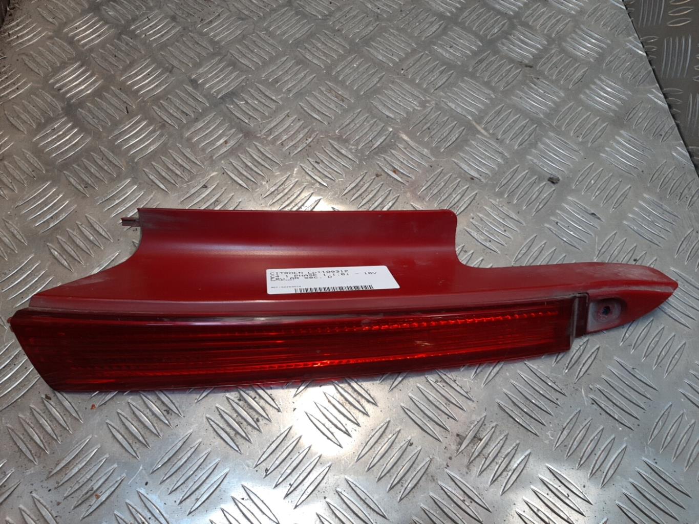 Feu arriere secondaire droit (feux) CITROEN C4 1 PHASE 1 Essence - 1