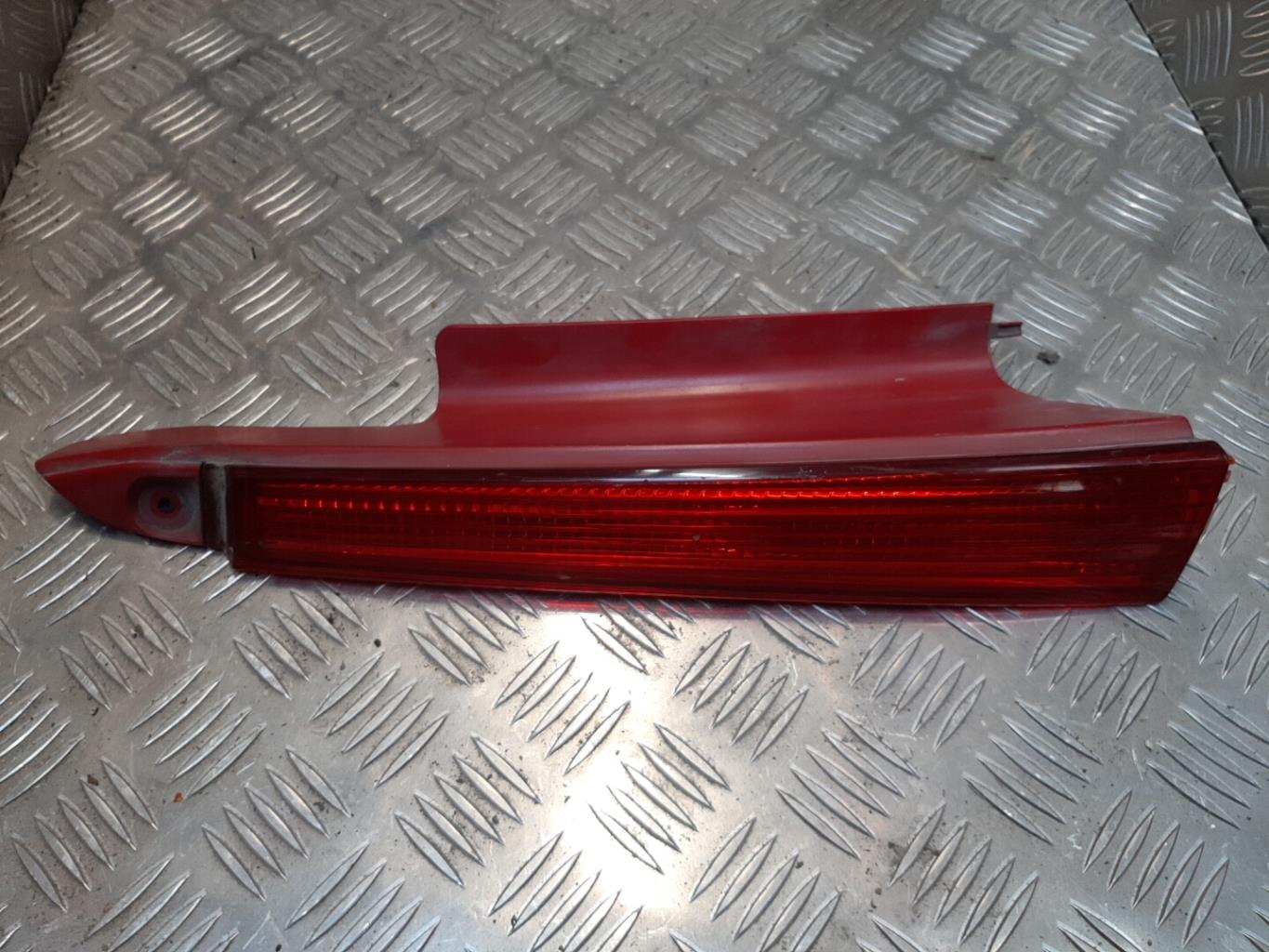 Feu arriere secondaire gauche (feux) CITROEN C4 1 PHASE 1 Essence - 1