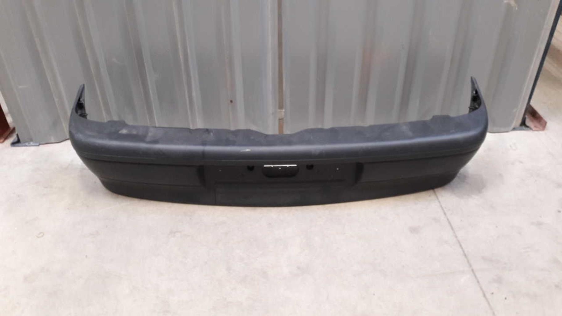Pare choc arriere RENAULT CLIO 1 PHASE 2 Diesel - 1