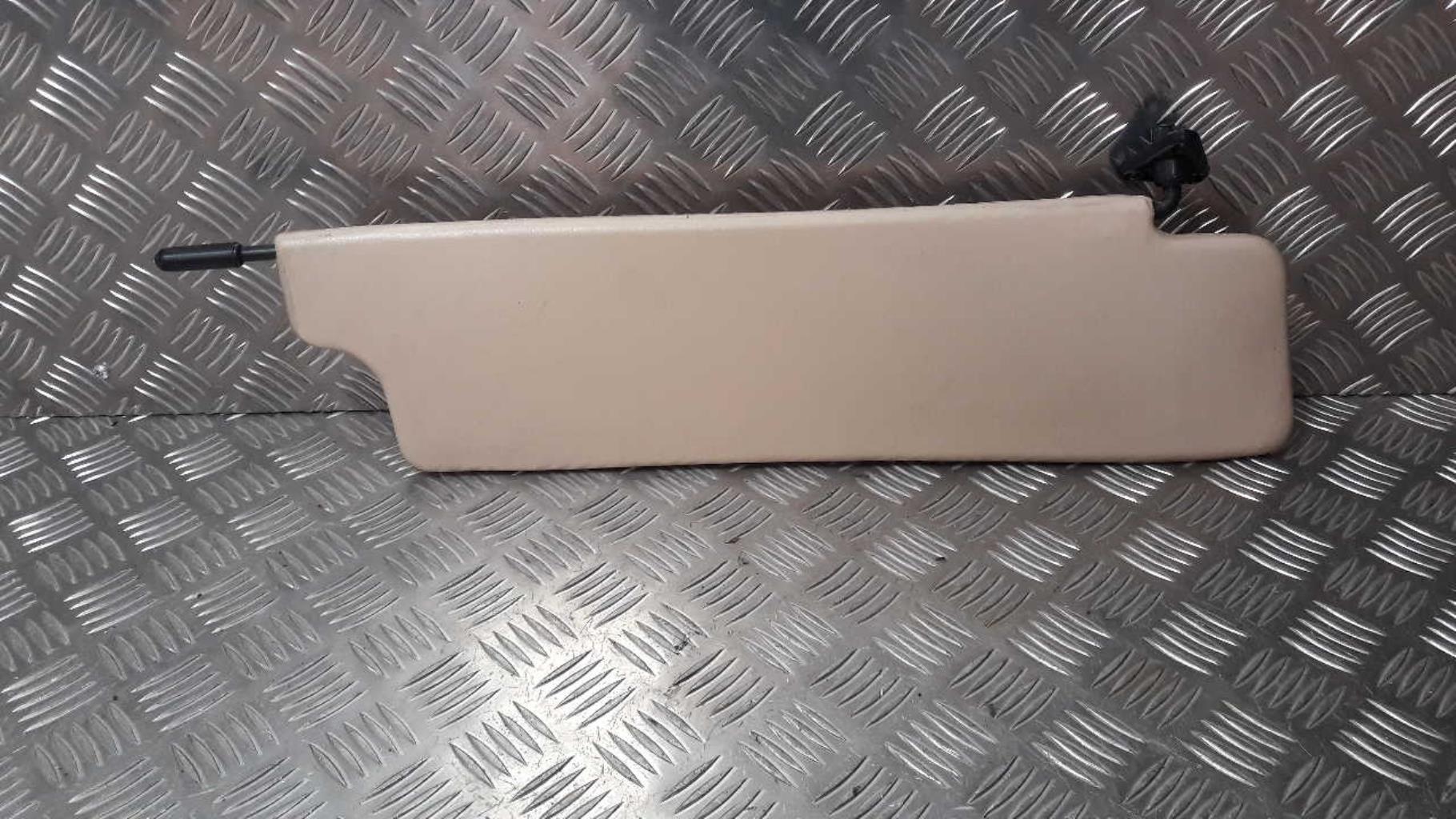 Pare soleil droit LADA NIVA PHASE 2 Essence/GPL - 1