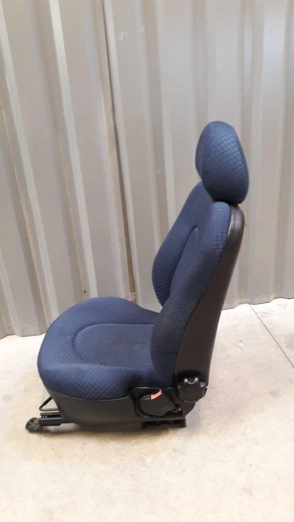 Siege avant droit FORD KA 1 PHASE 1 Essence - 1