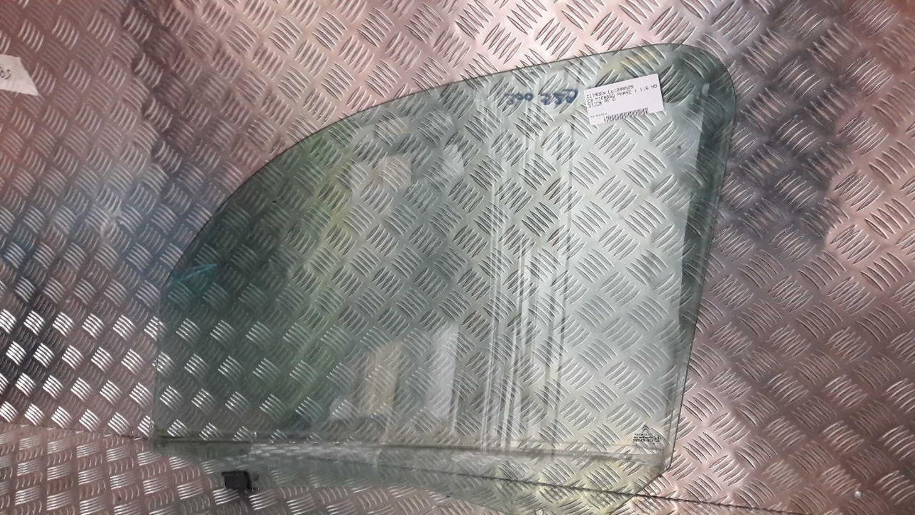Vitre avant droit CITROEN C3 PICASSO PHASE 1 Diesel - 1