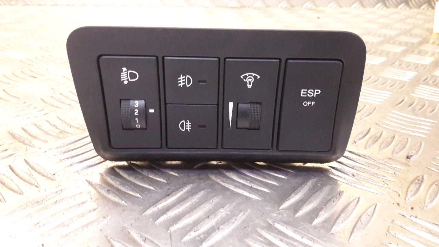 Bouton/Interrupteur HYUNDAI SANTA FE 2 PHASE 1 Diesel - 1