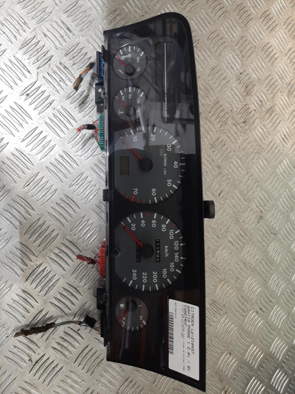 Compteur CITROEN XANTIA PHASE 1 Essence - 1