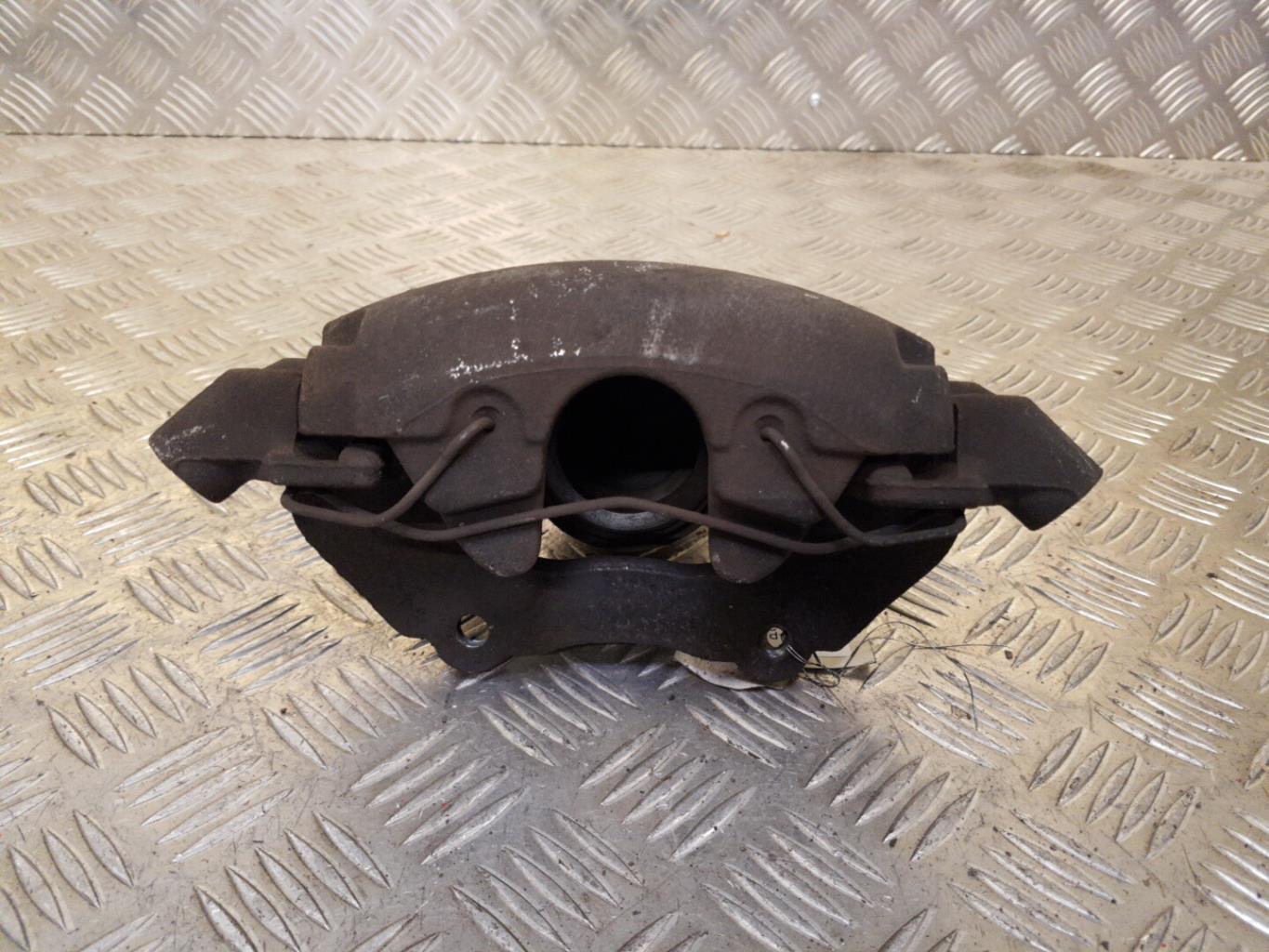 Etrier avant gauche (freinage) FORD FOCUS 2 PHASE 2 Diesel - 1