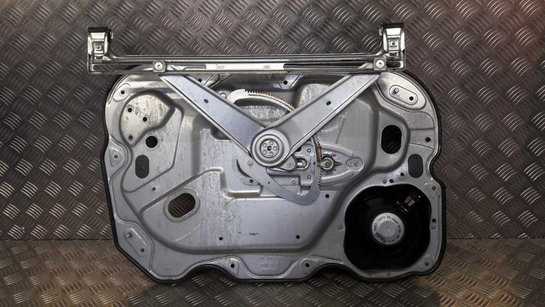 Leve vitre electrique avant droit FORD FOCUS 2 PHASE 2 Diesel - 1