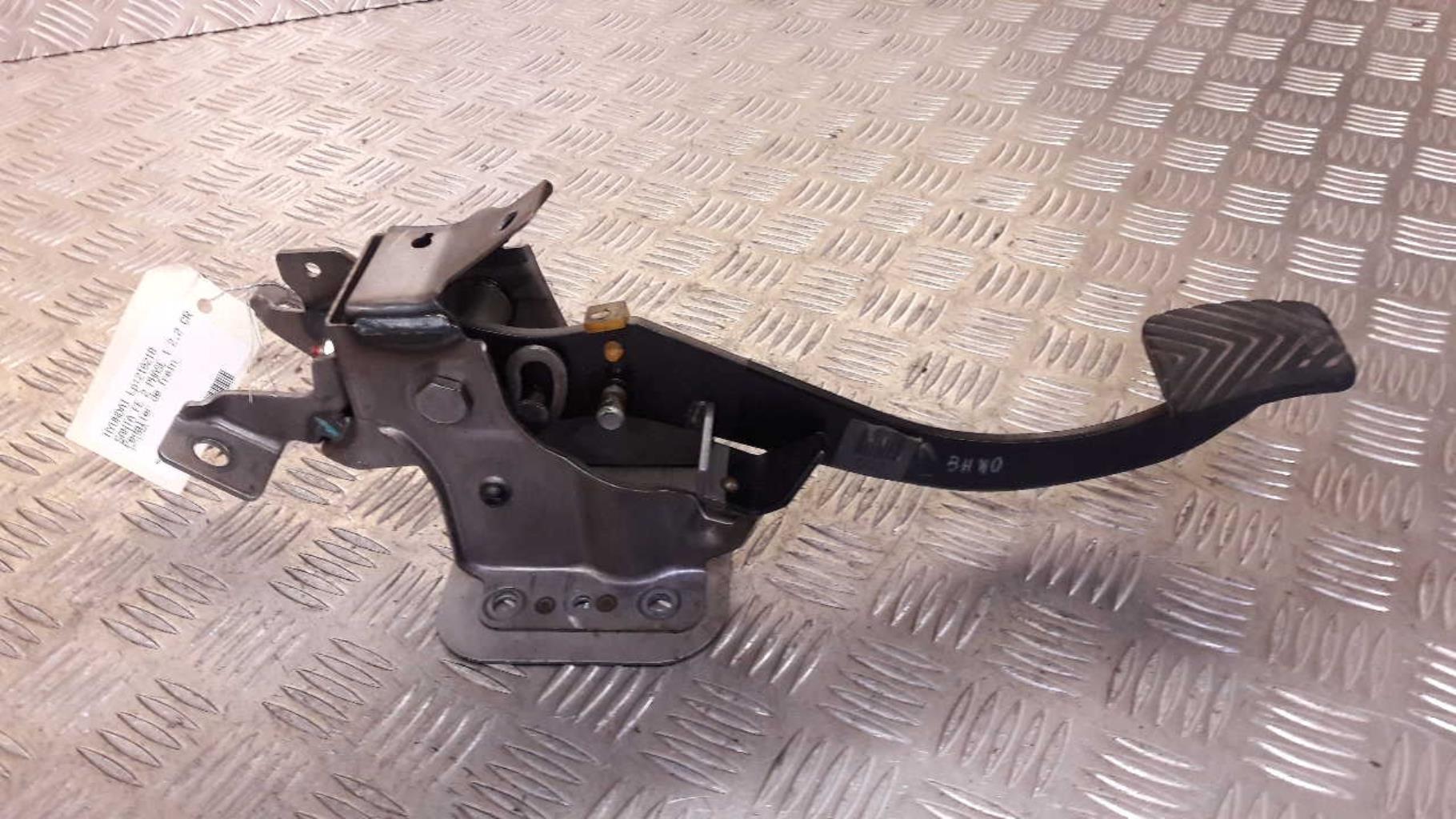Pedale de frein HYUNDAI SANTA FE 2 PHASE 1 Diesel - 1