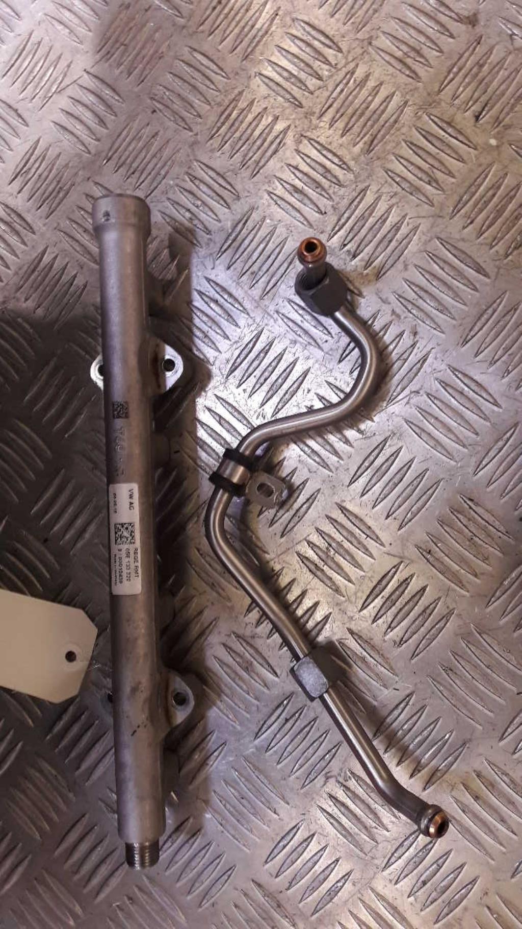 Rampe injection VOLKSWAGEN GOLF 7 PHASE 2 Essence - 1