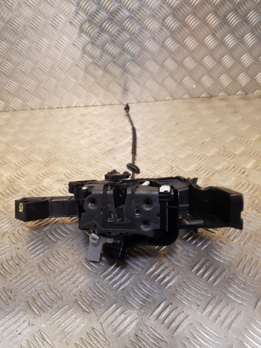 Serrure arriere droit FORD FOCUS 2 PHASE 2 Diesel - 1