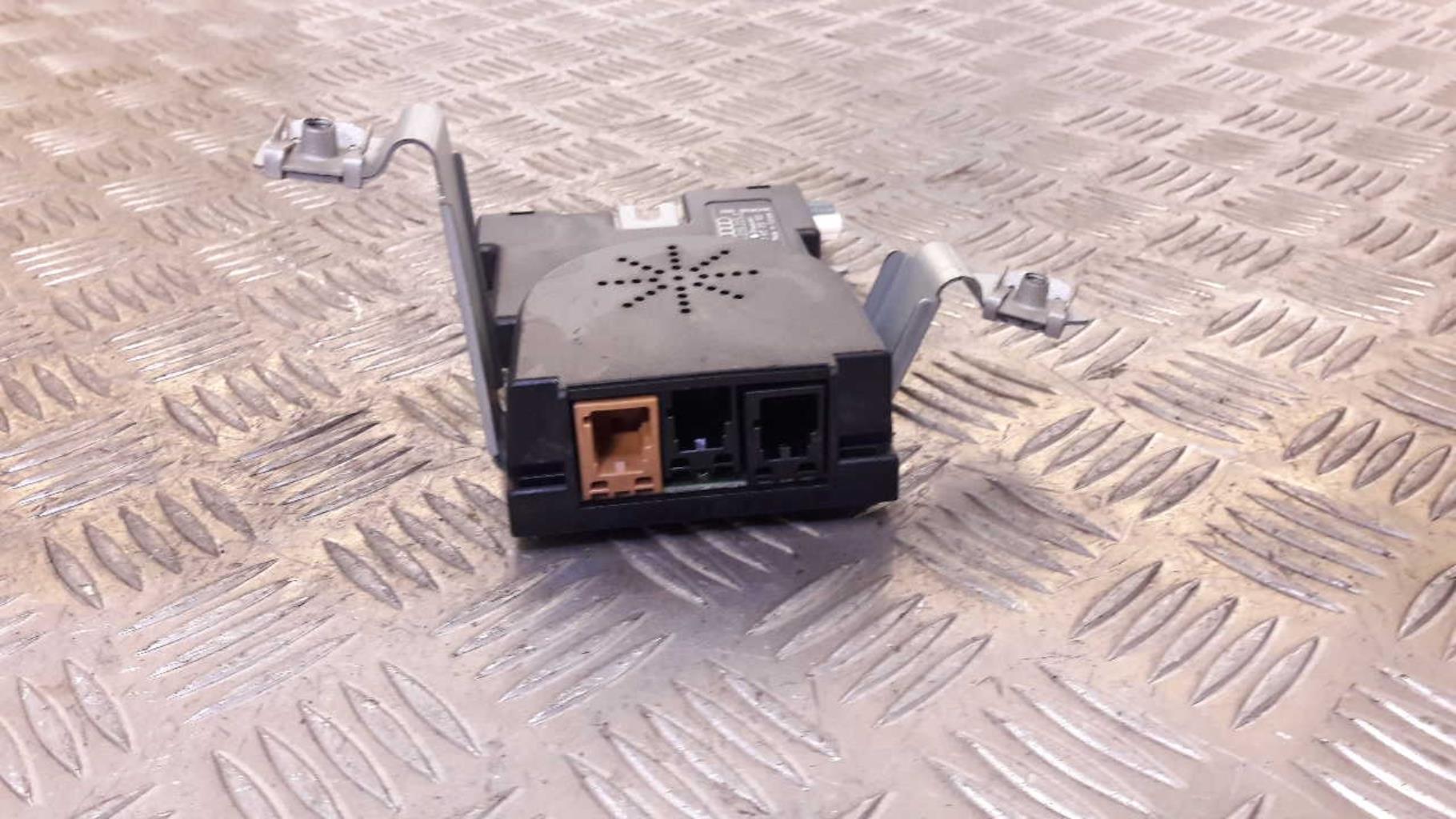 Amplificateur audio AUDI A3 2 PHASE 1 Diesel - 1