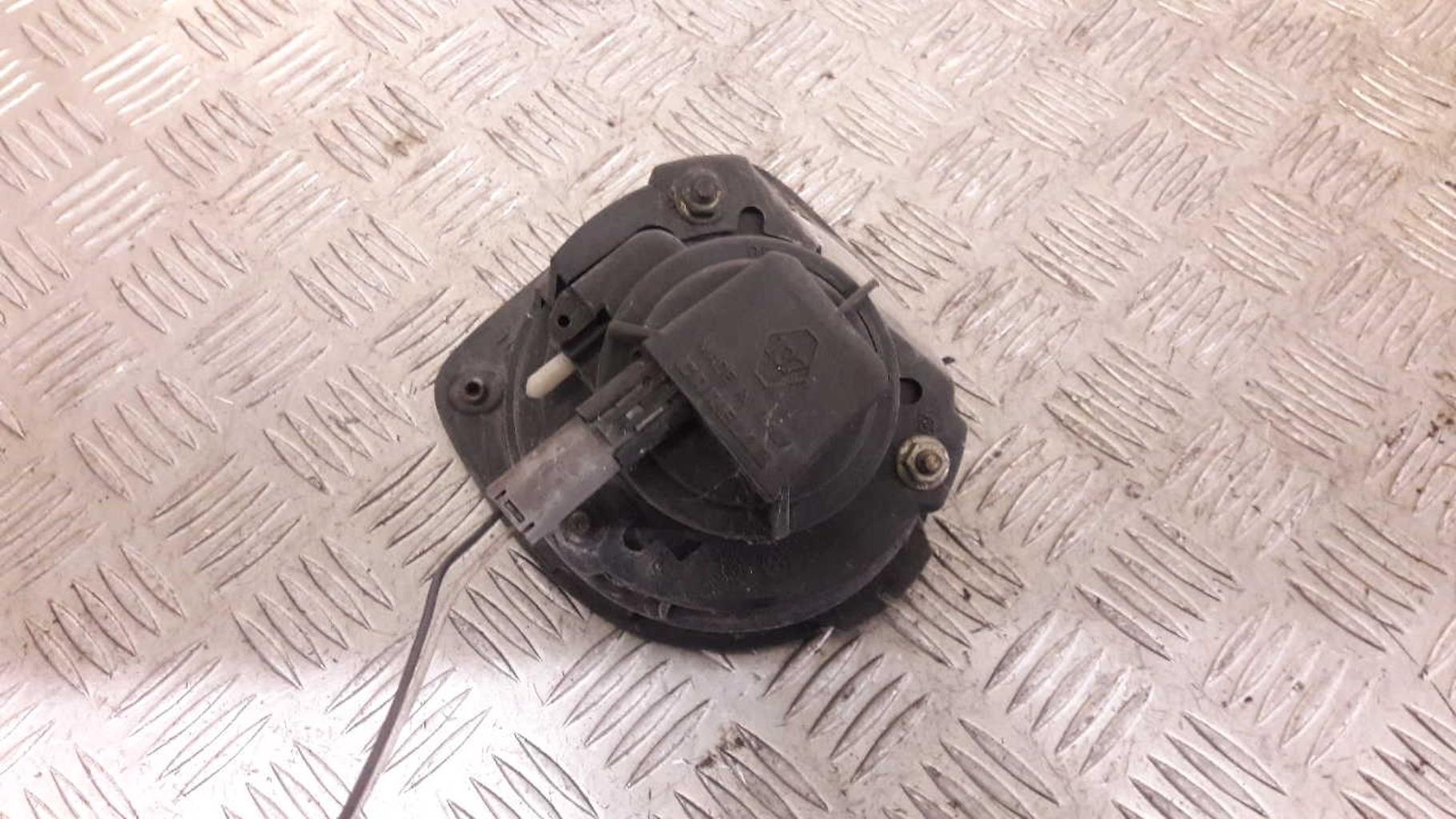 Anti brouillard droit (feux) RENAULT CLIO 2 PHASE 1 Essence - 1