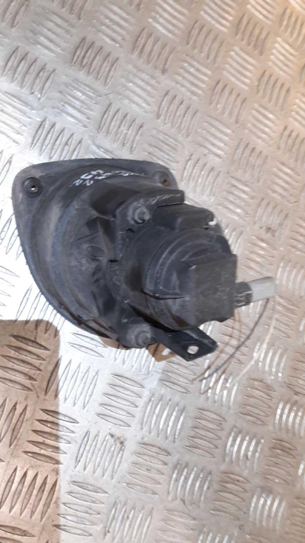 Anti brouillard gauche (feux) RENAULT CLIO 2 PHASE 1 Essence - 1