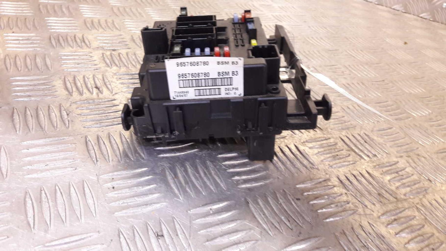 Boitier servitude moteur (BSM) PEUGEOT 206 PHASE 1 Diesel - 1