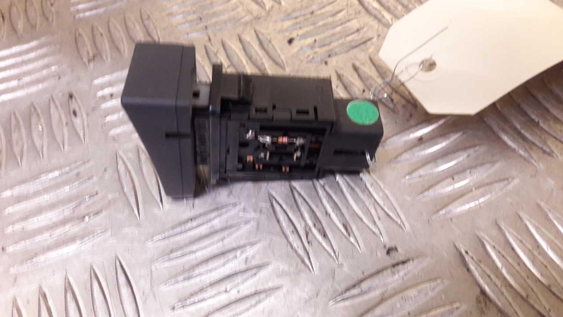 Bouton/Interrupteur HYUNDAI SANTA FE 2 PHASE 1 Diesel - 1
