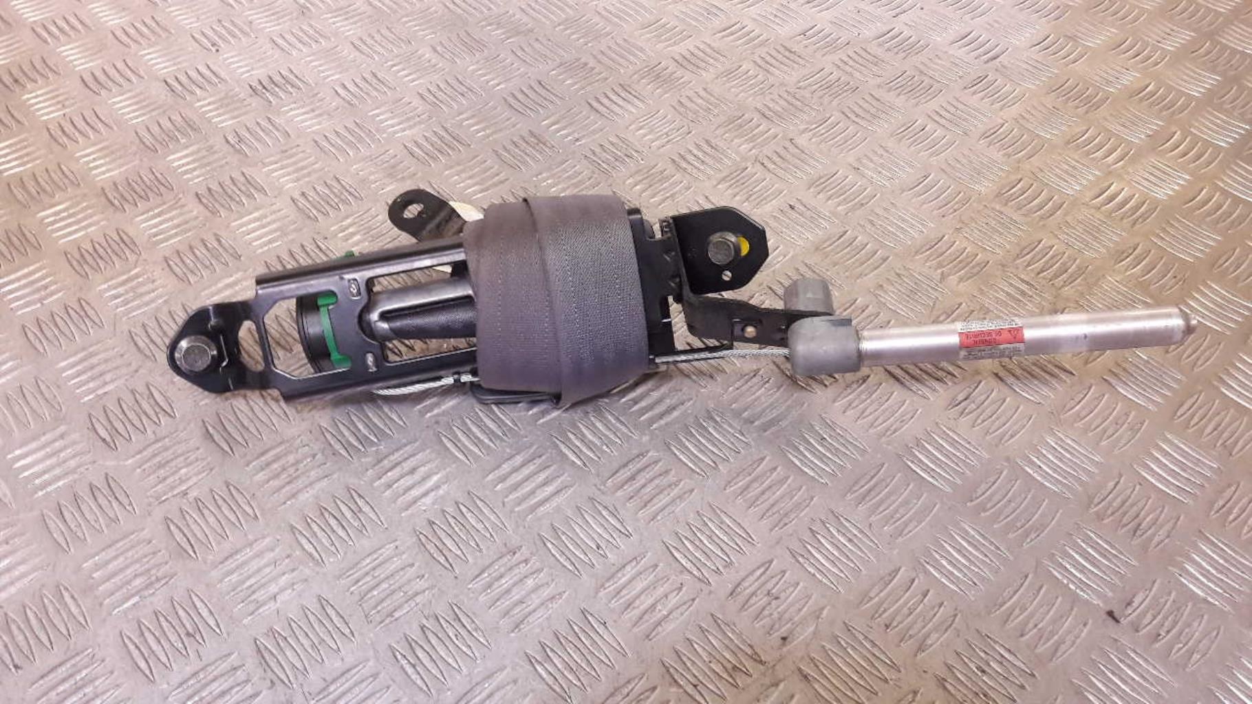 Ceinture avant droit VOLVO V 70 1 PHASE 2 BREAK Diesel - 1