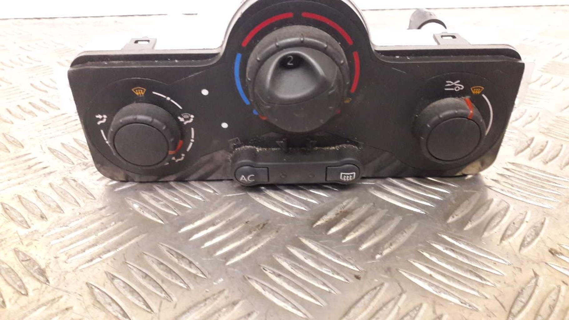 Commande chauffage RENAULT CLIO 3 PHASE 1 Diesel - 1