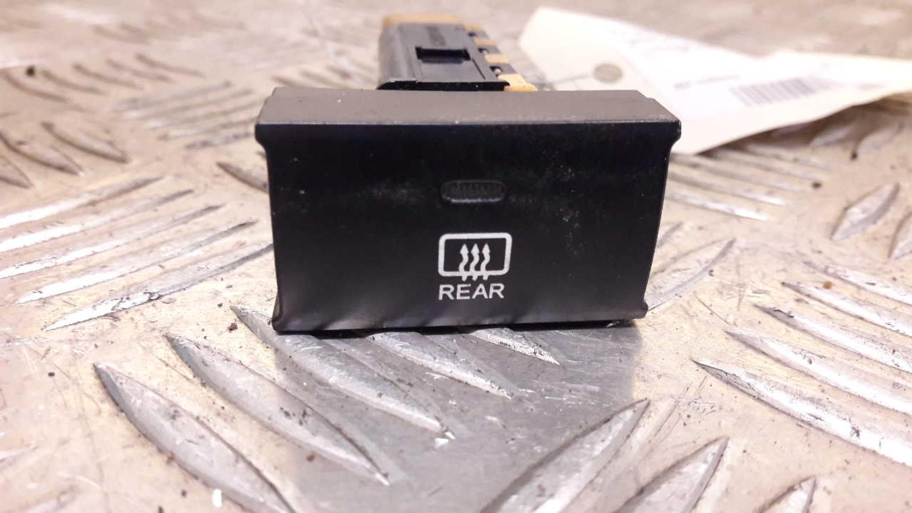 Commande degivrage lunette arriere HYUNDAI SANTA FE 2 PHASE 1 Diesel - 1
