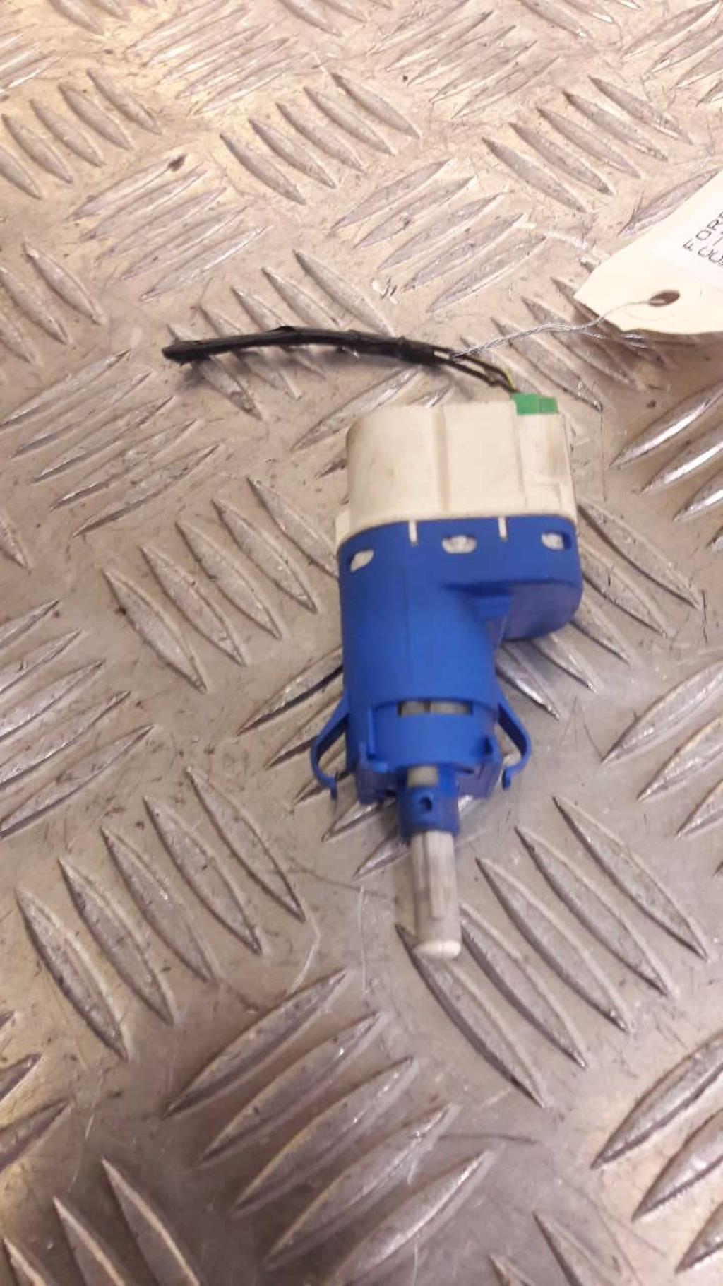 Contacteur feu stop FORD C-MAX 1 PHASE 2 Diesel - 1