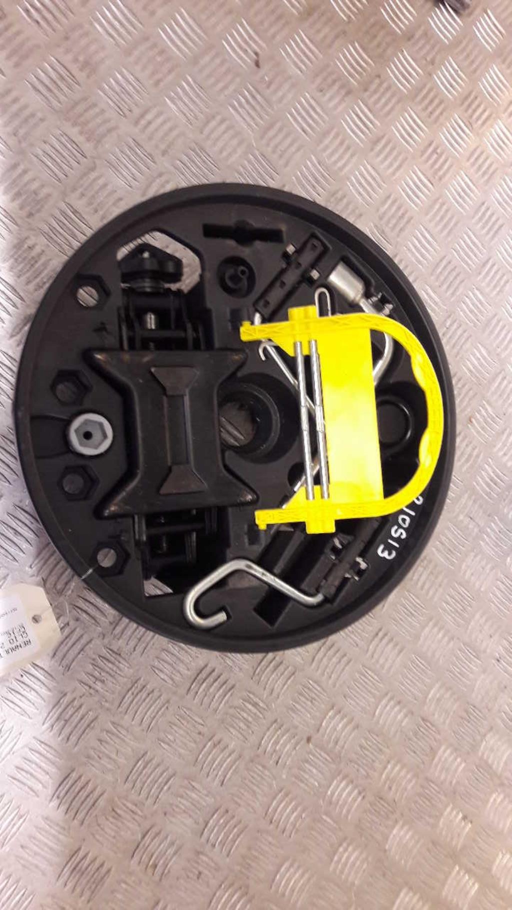Cric (Ensemble depannage) RENAULT CLIO 2 PHASE 1 Essence - 1