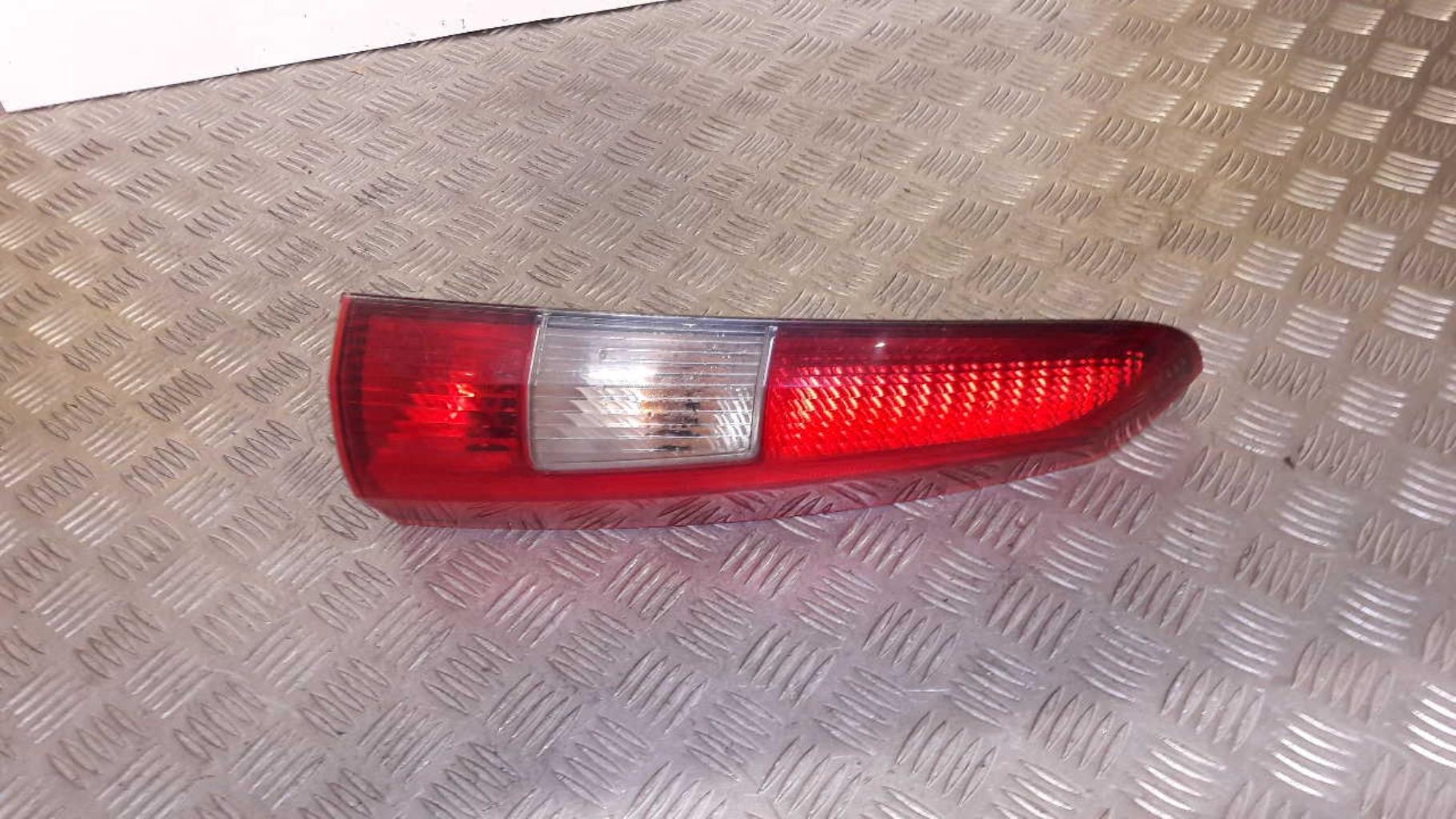 Feu arriere secondaire droit (feux) VOLVO V 70 1 PHASE 2 BREAK Diesel - 1