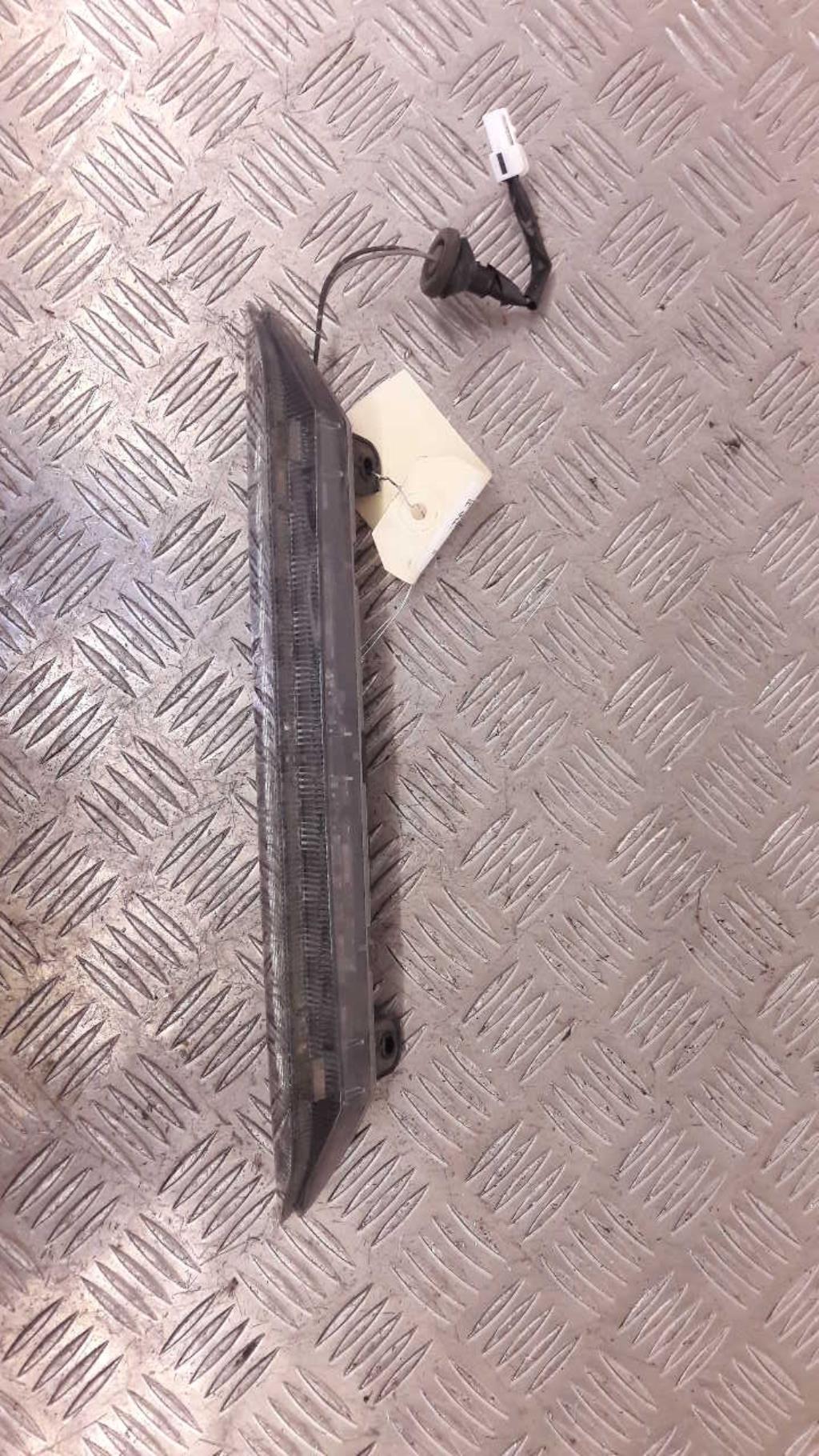 Feu arriere stop central PEUGEOT 4007 Diesel - 1