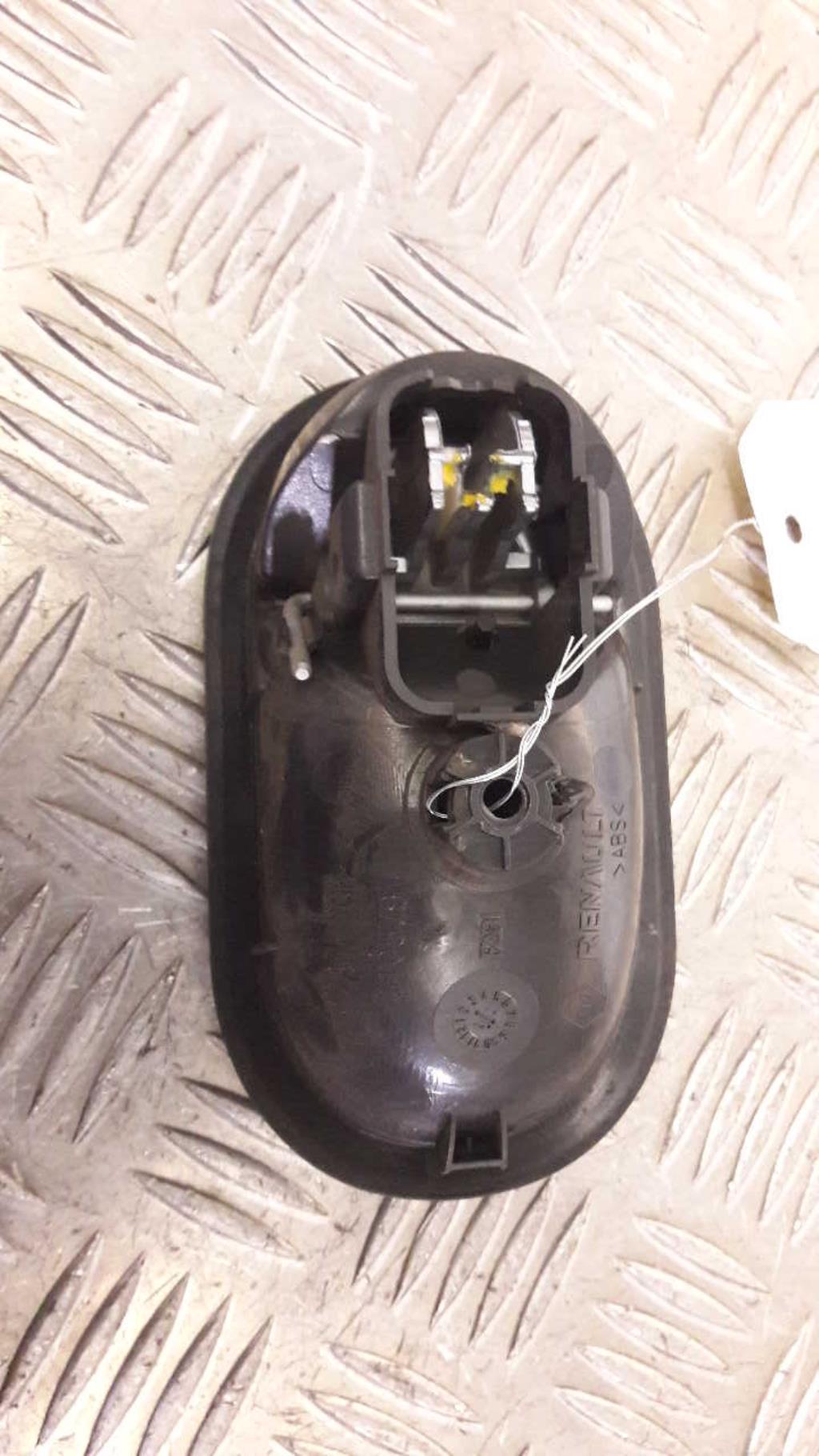 Poignee interieur arriere gauche RENAULT CLIO 3 PHASE 2 Diesel - 1