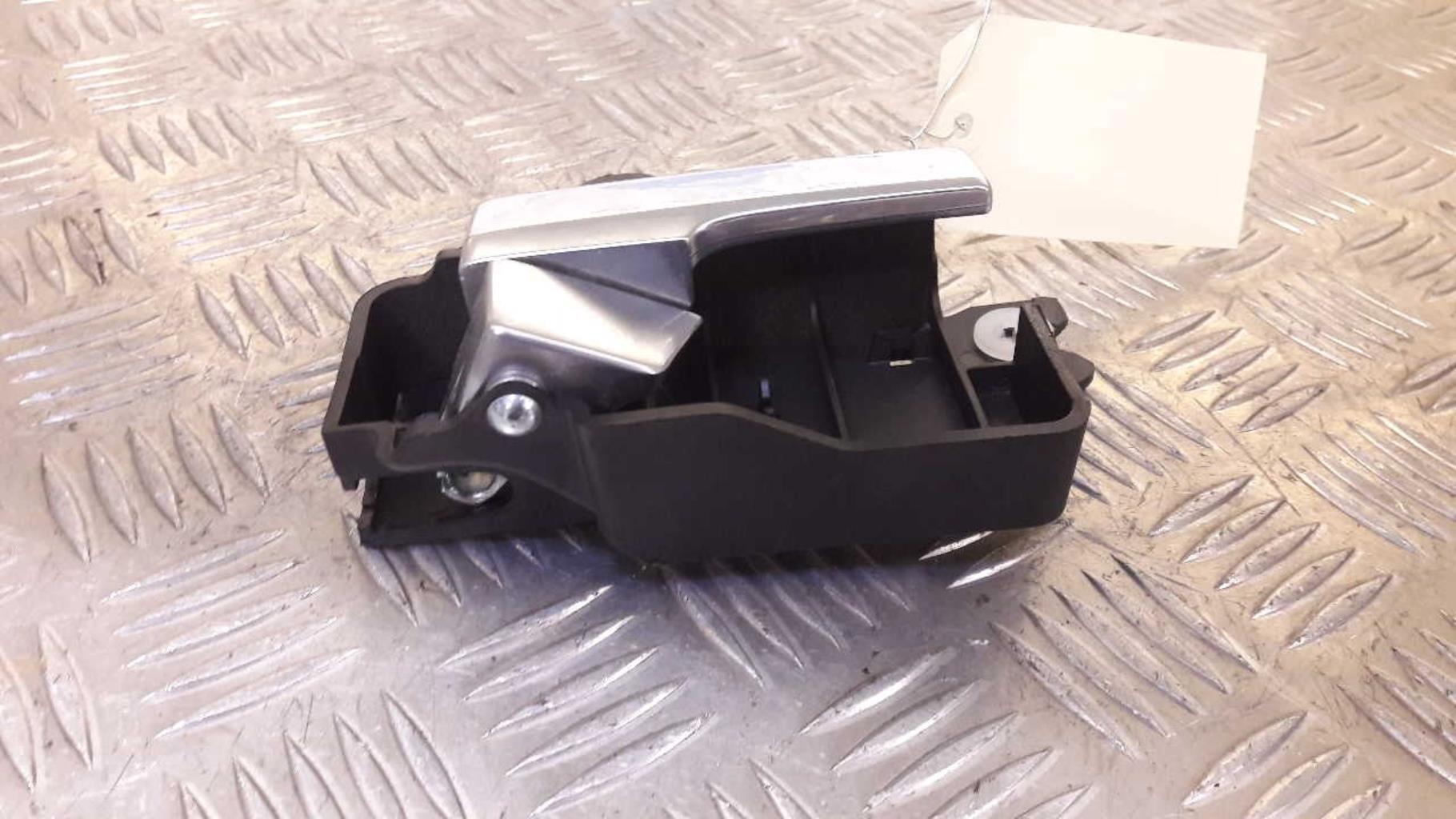 Poignee interieur avant droit FORD C-MAX 1 PHASE 2 Diesel - 1
