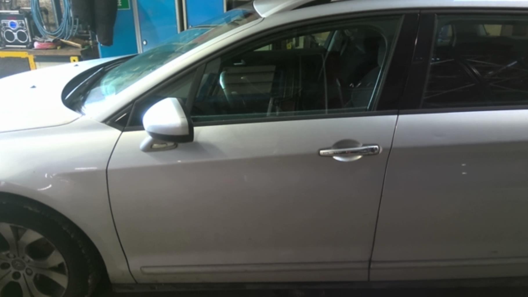 Porte avant gauche CITROEN C5 2 BREAK Diesel - 1
