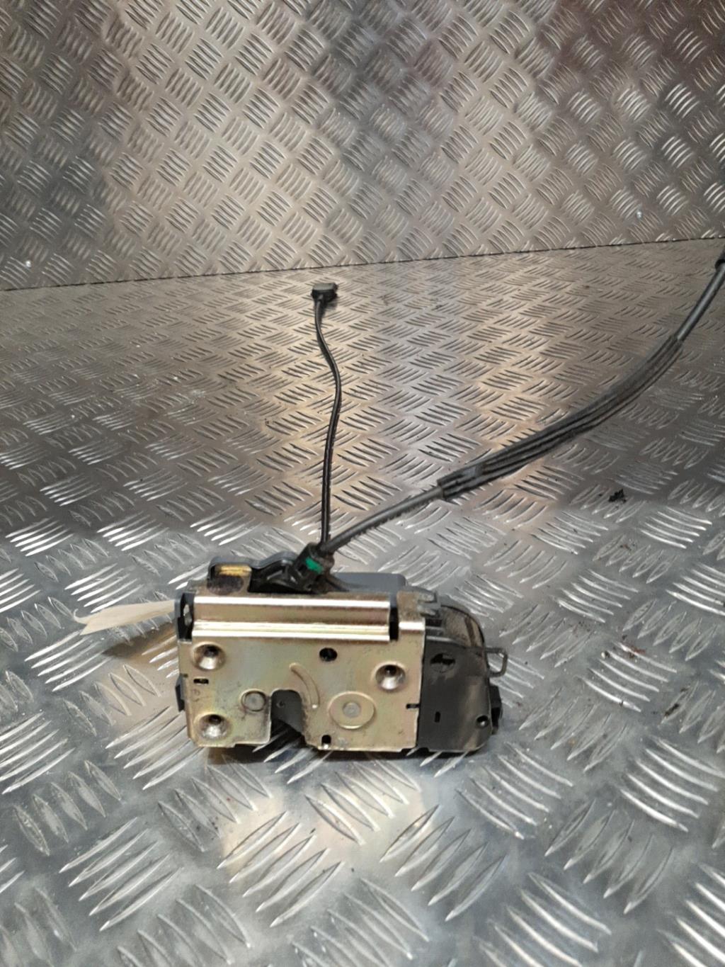 Serrure arriere gauche RENAULT SCENIC 2 PHASE 1 Diesel - 1