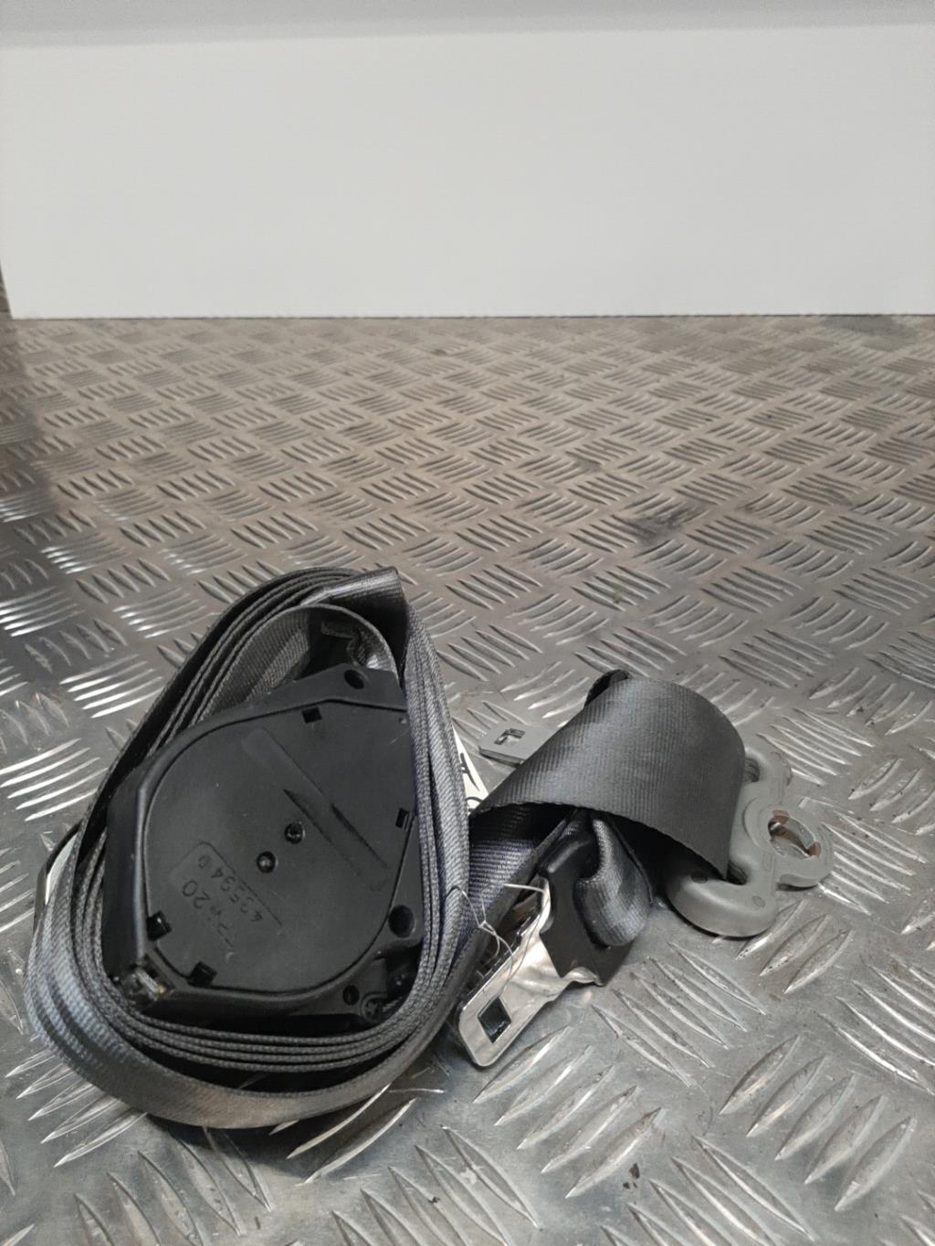 Ceinture arriere centrale RENAULT CLIO 2 CAMPUS PHASE 1 Diesel - 1