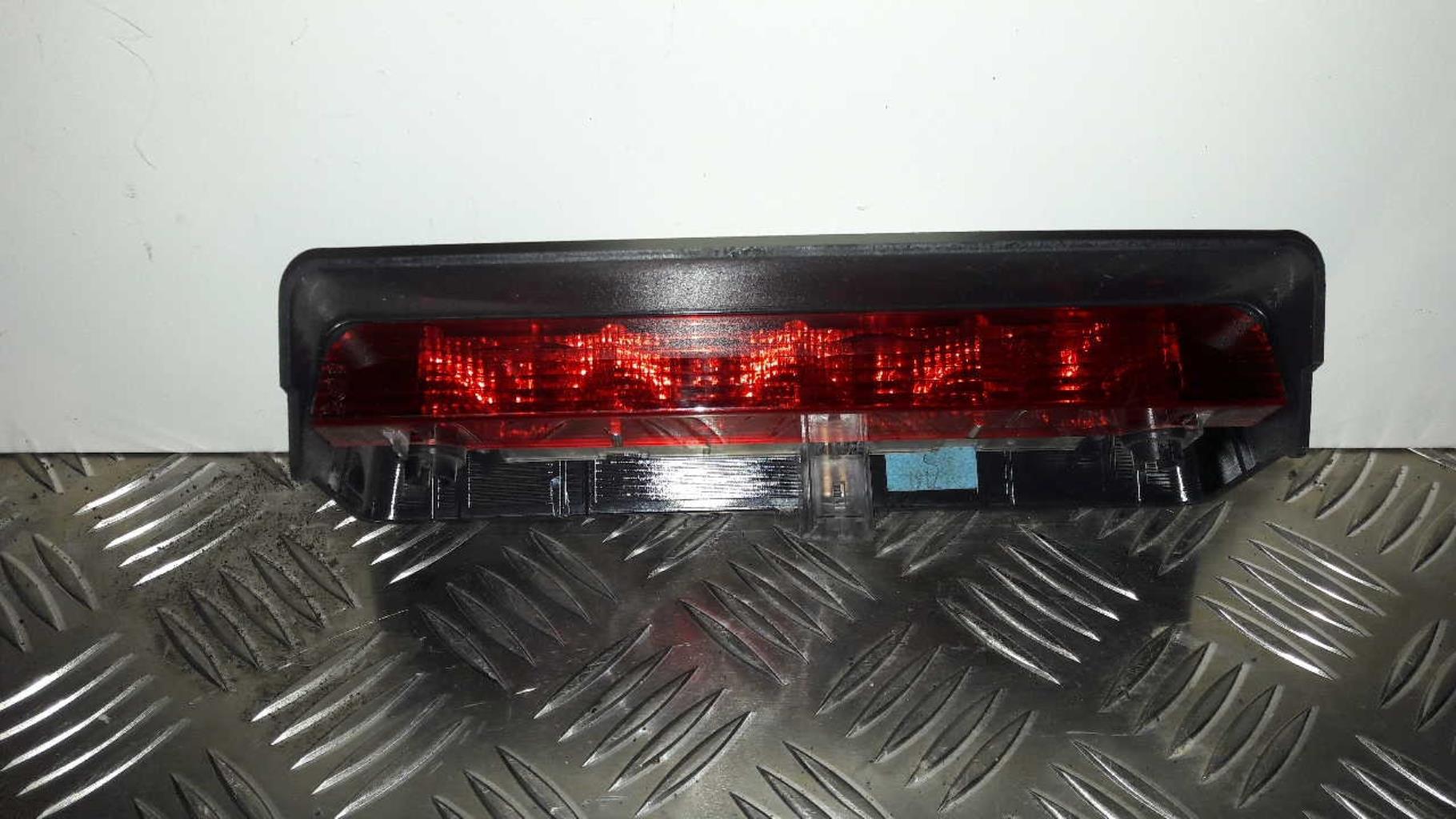Feu arriere stop central CITROEN C2 PHASE 1 Diesel - 1
